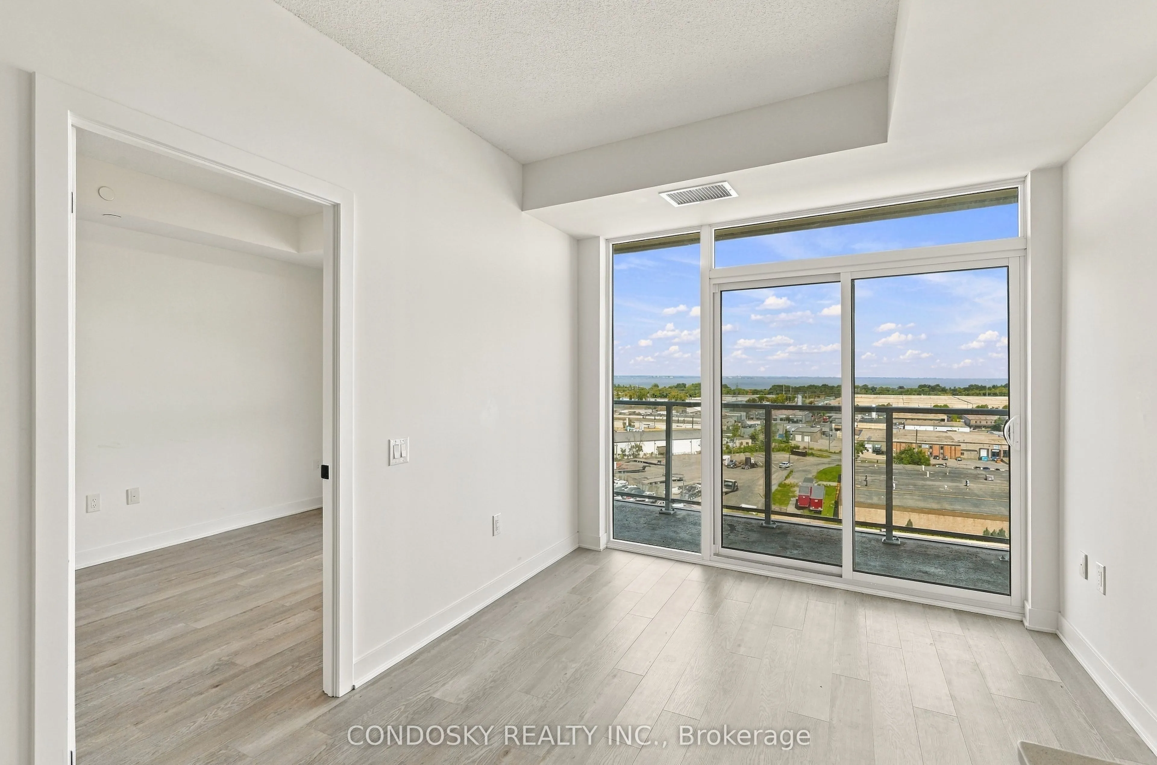 2782 Barton Street E #1012