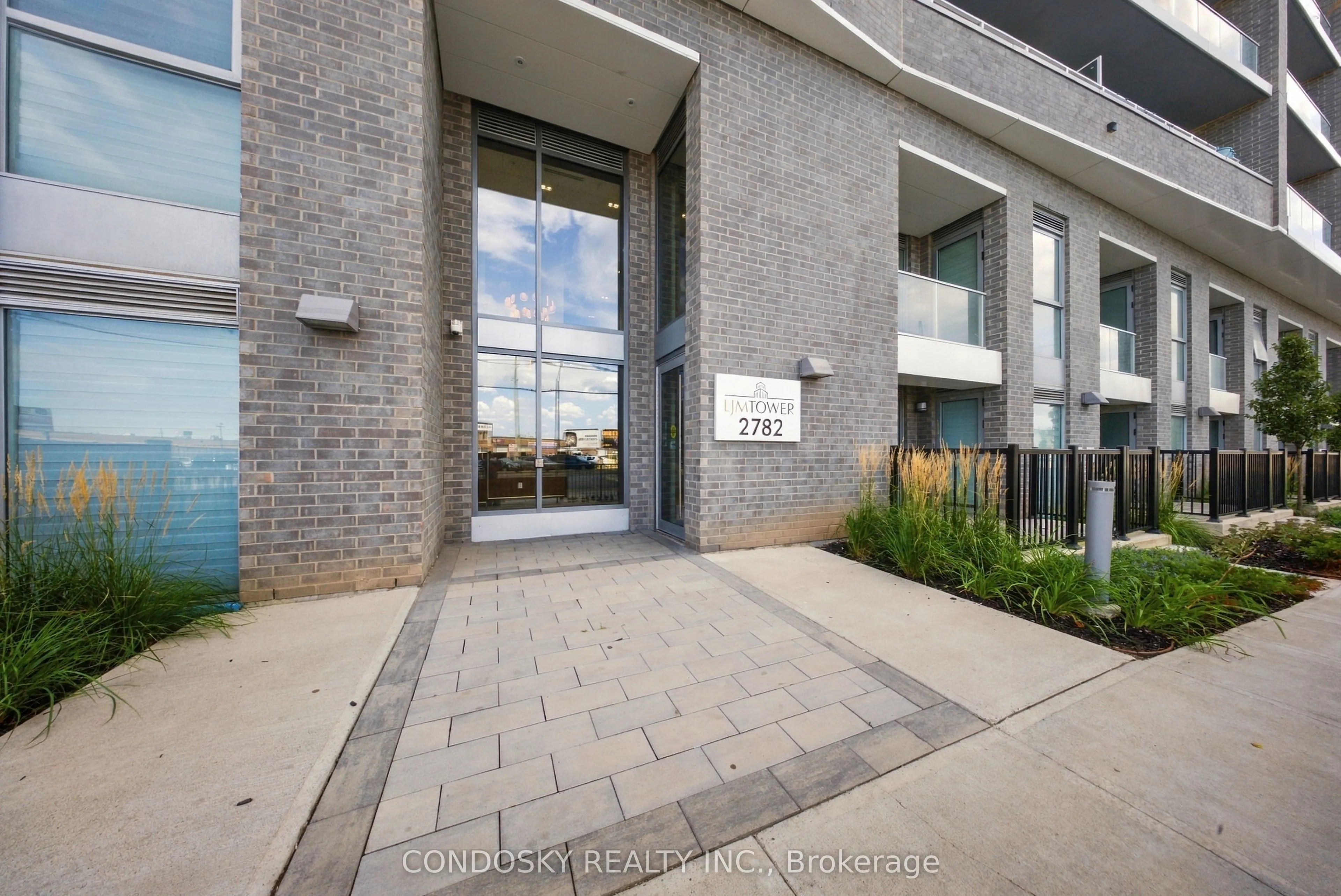2782 Barton Street E #1012