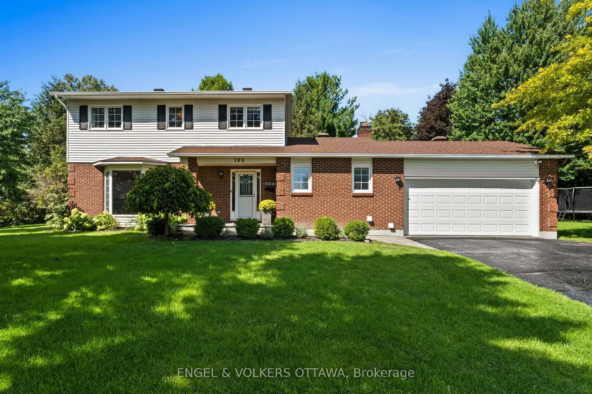 109 Inniskillin Drive