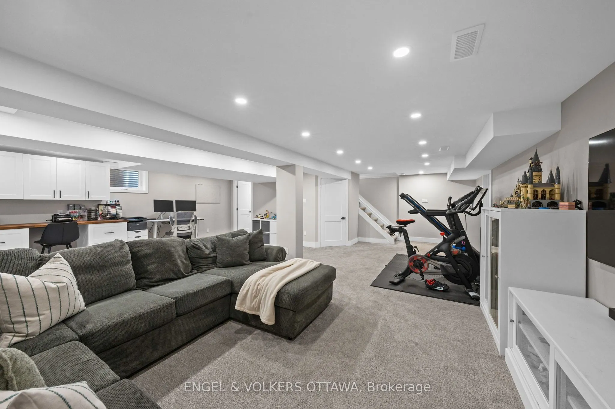 109 Inniskillin Drive
