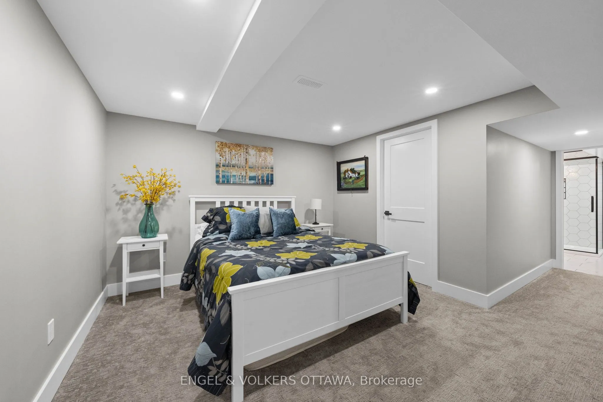 109 Inniskillin Drive