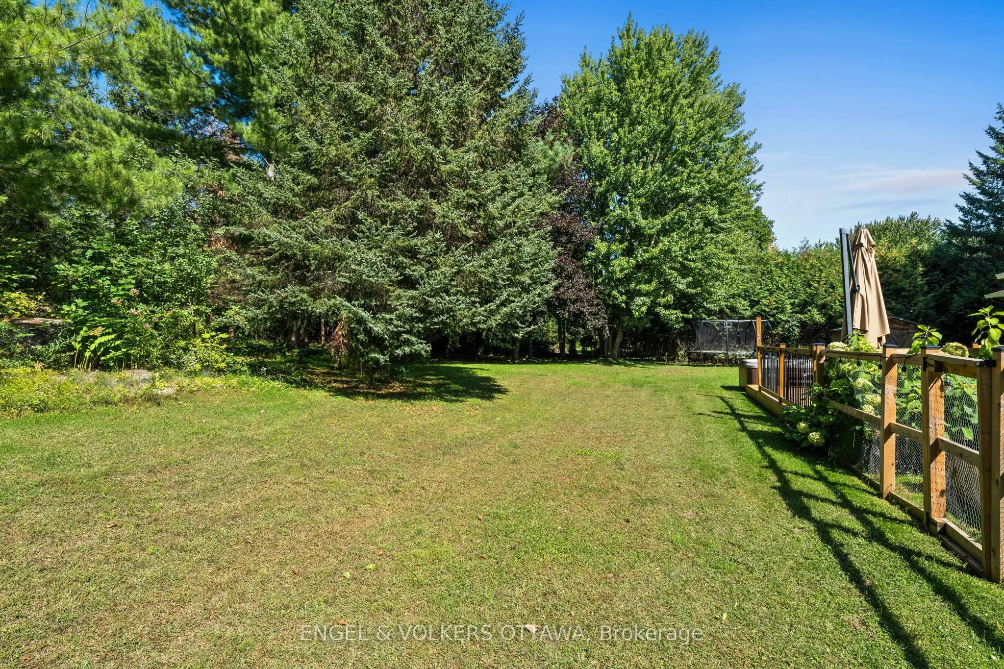 109 Inniskillin Drive