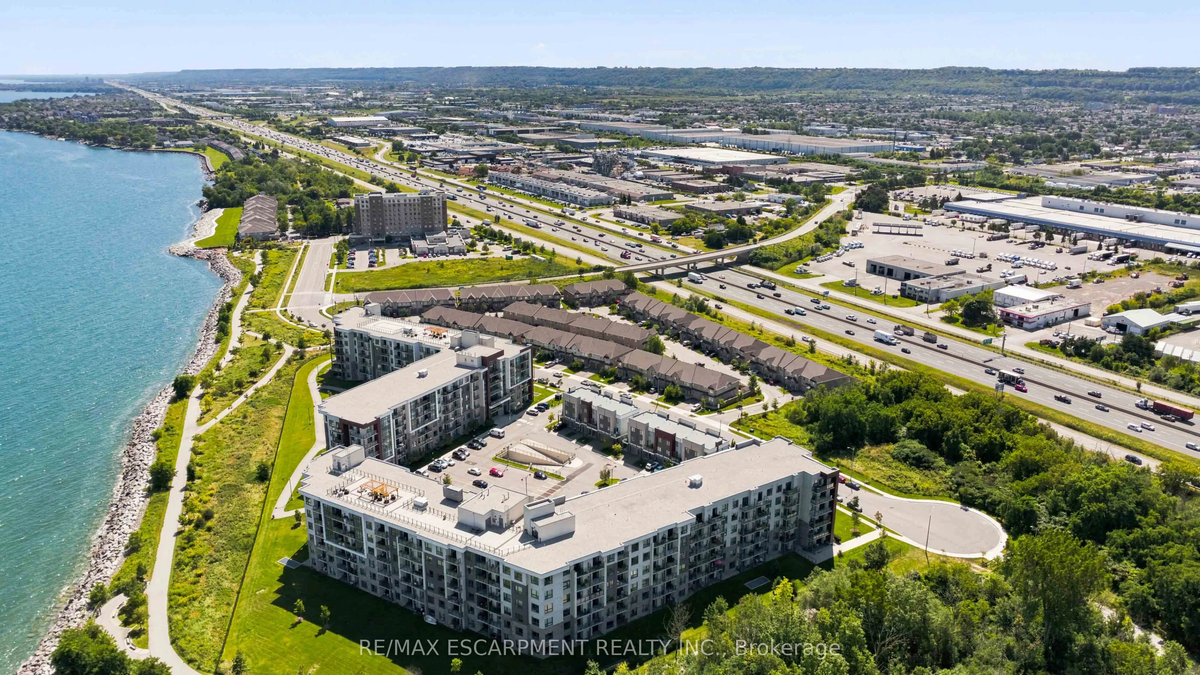 125 Shoreview Place #411