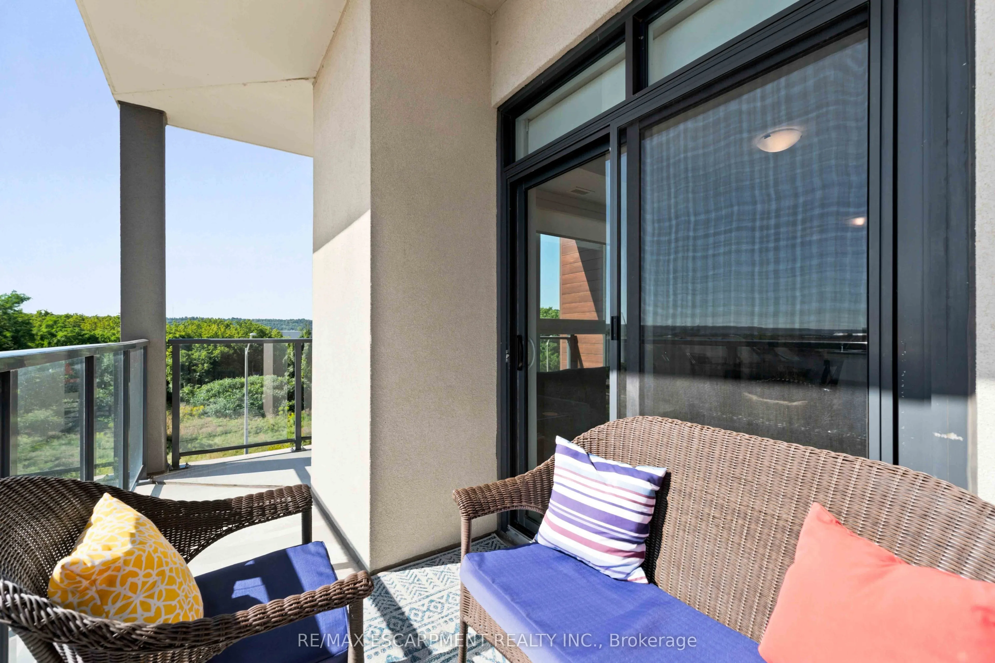 125 Shoreview Place #411