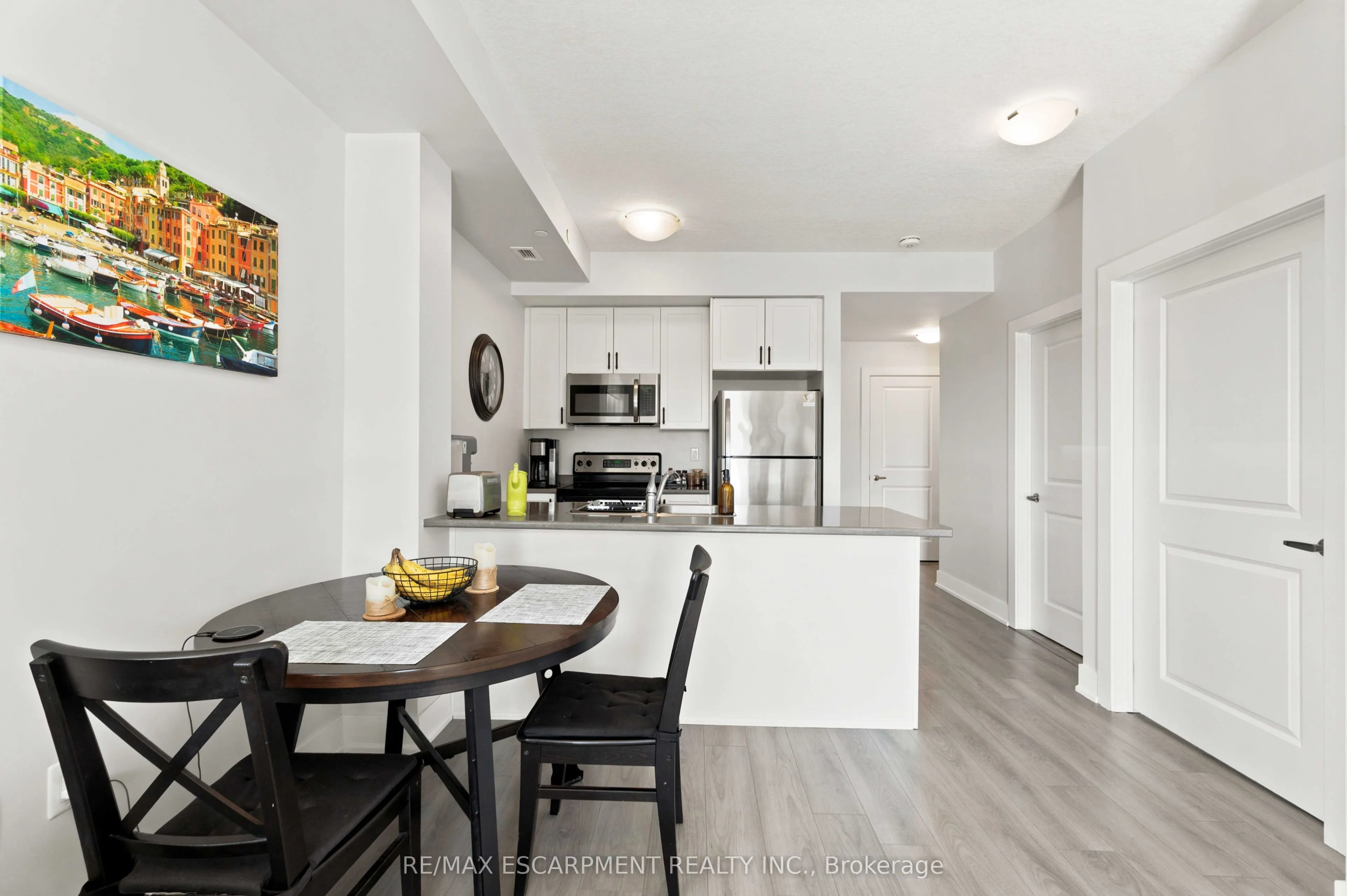 125 Shoreview Place #411