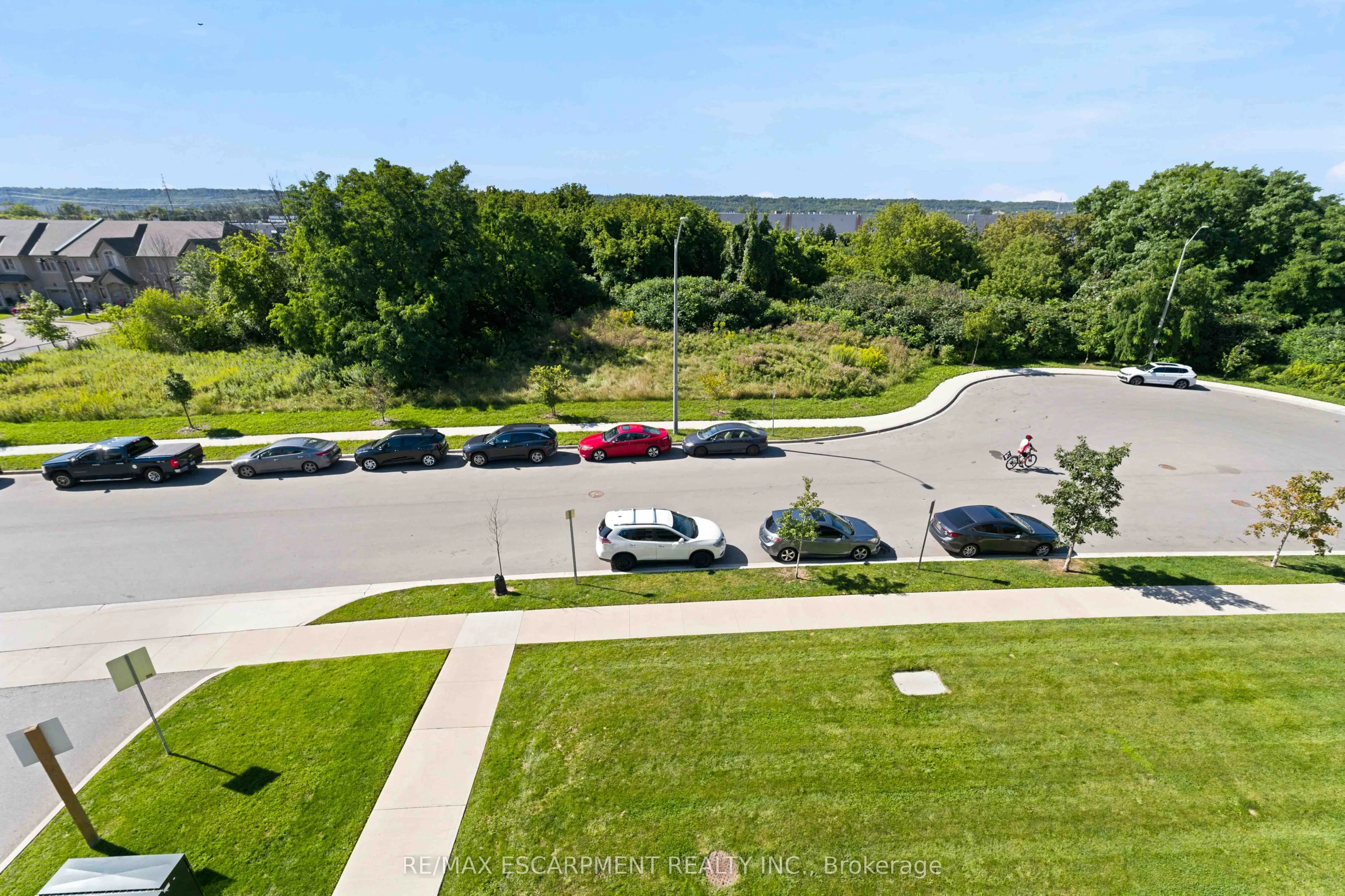125 Shoreview Place #411
