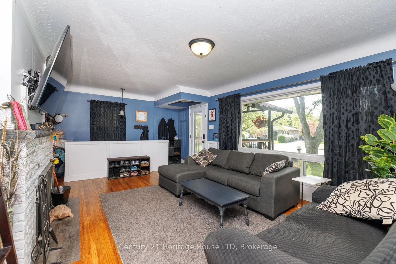 6 Greenock Circle