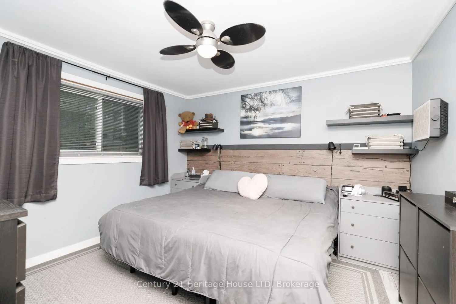 6 Greenock Circle