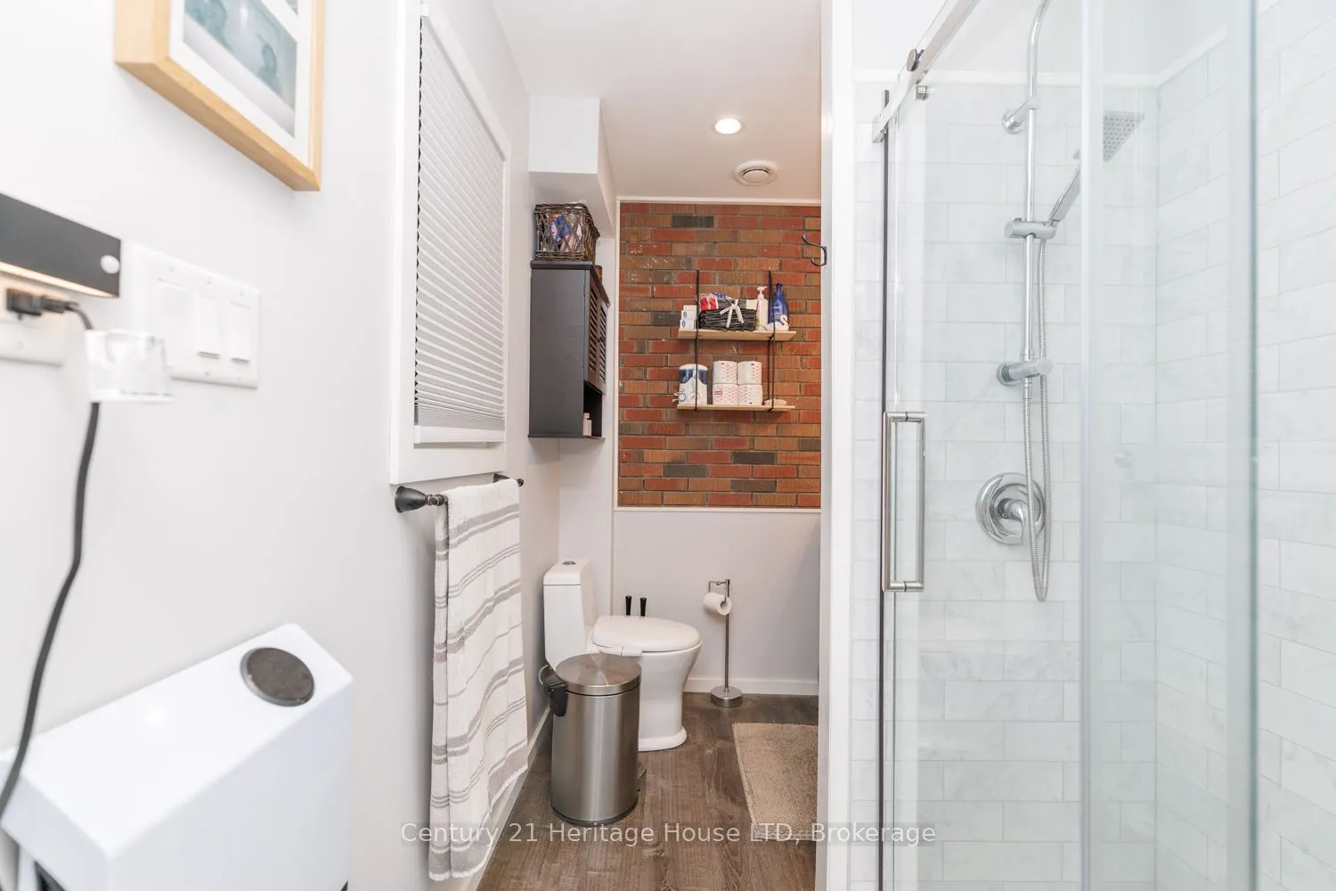 6 Greenock Circle