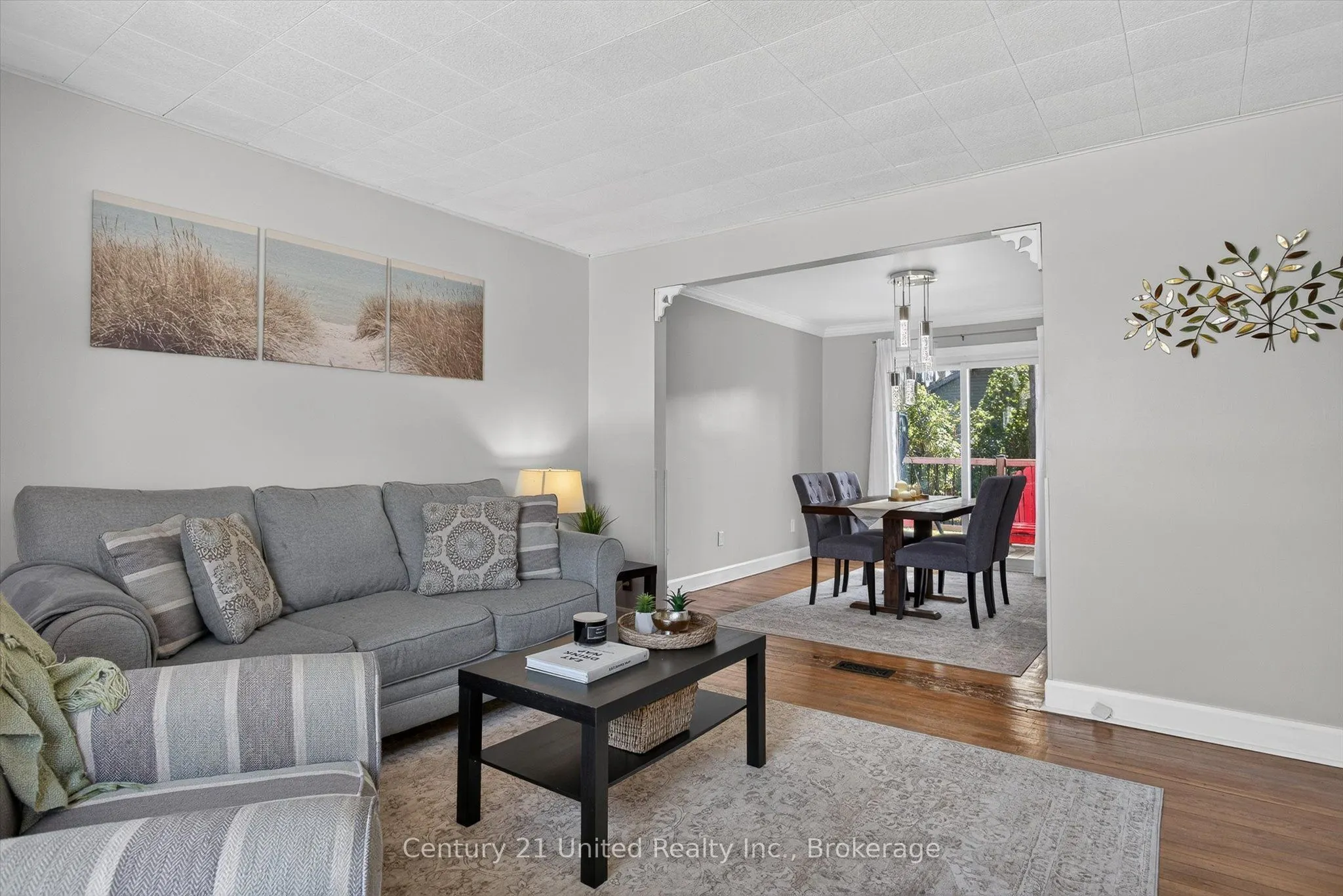 679 Hawley Street