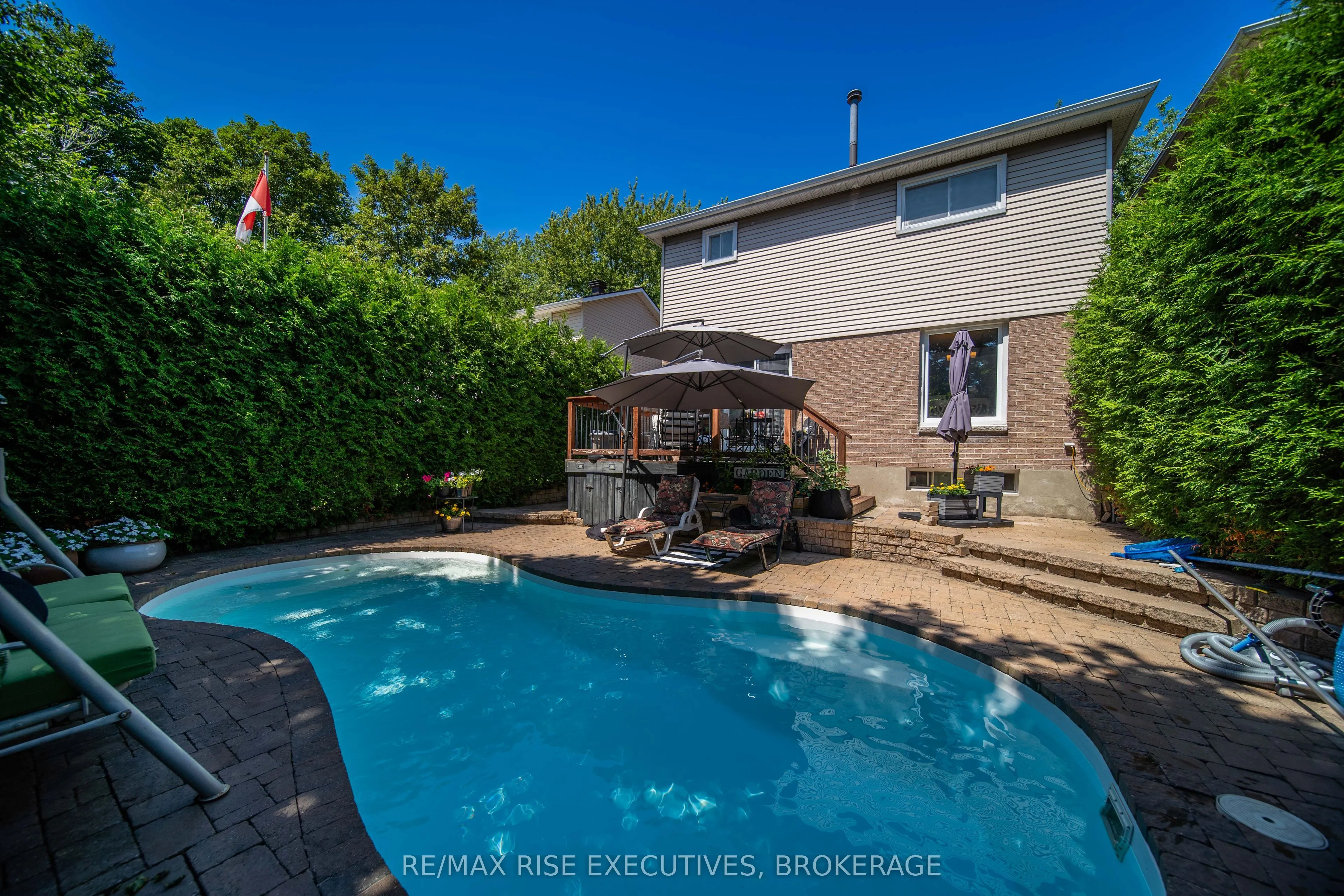 149 Grenadier Drive