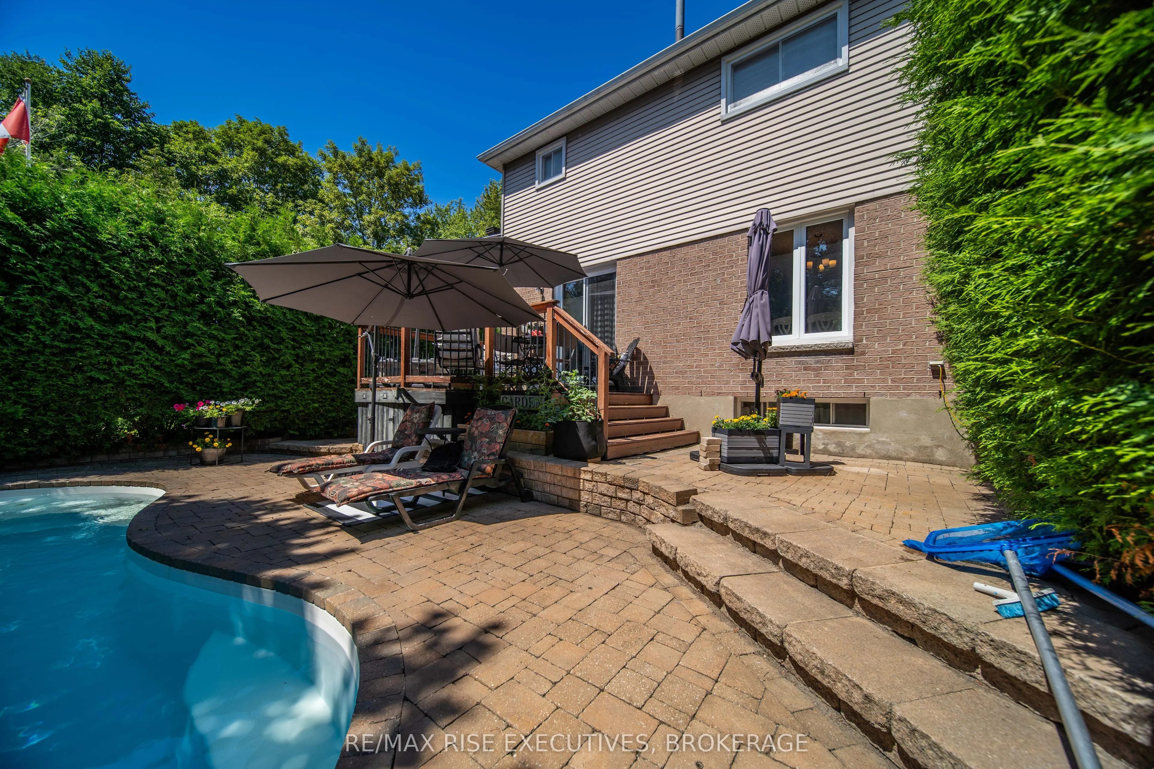 149 Grenadier Drive
