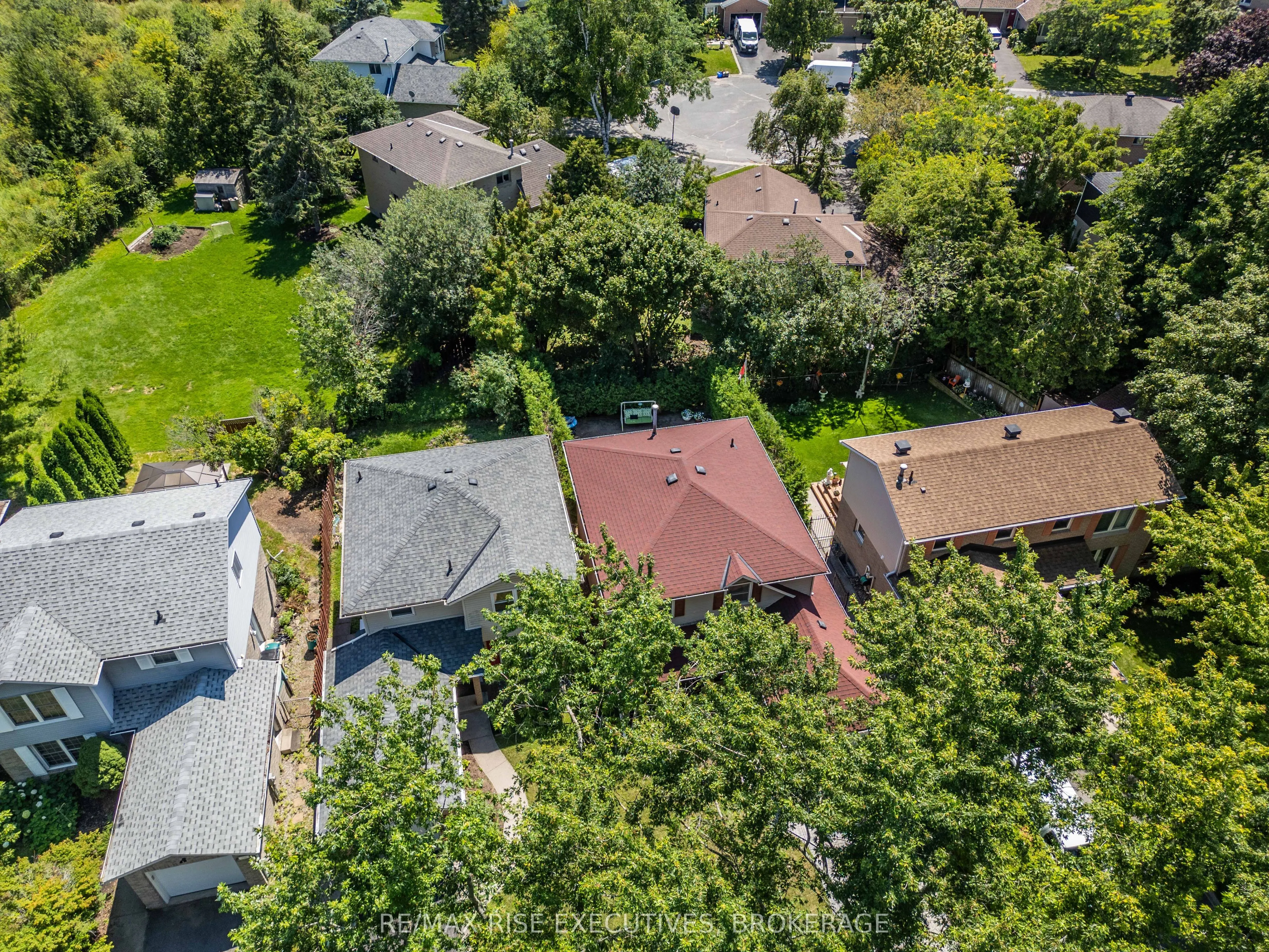 149 Grenadier Drive