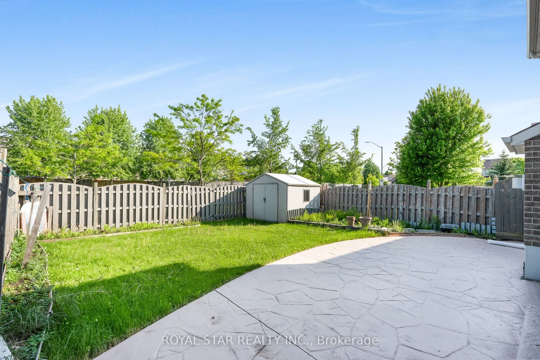 846 Feather Moss Way