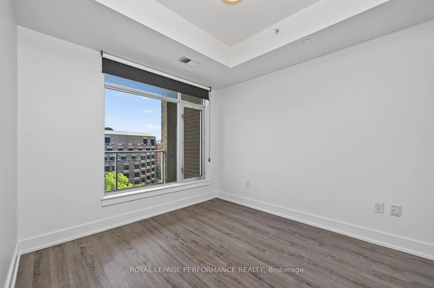 100 Champagne Avenue S #903