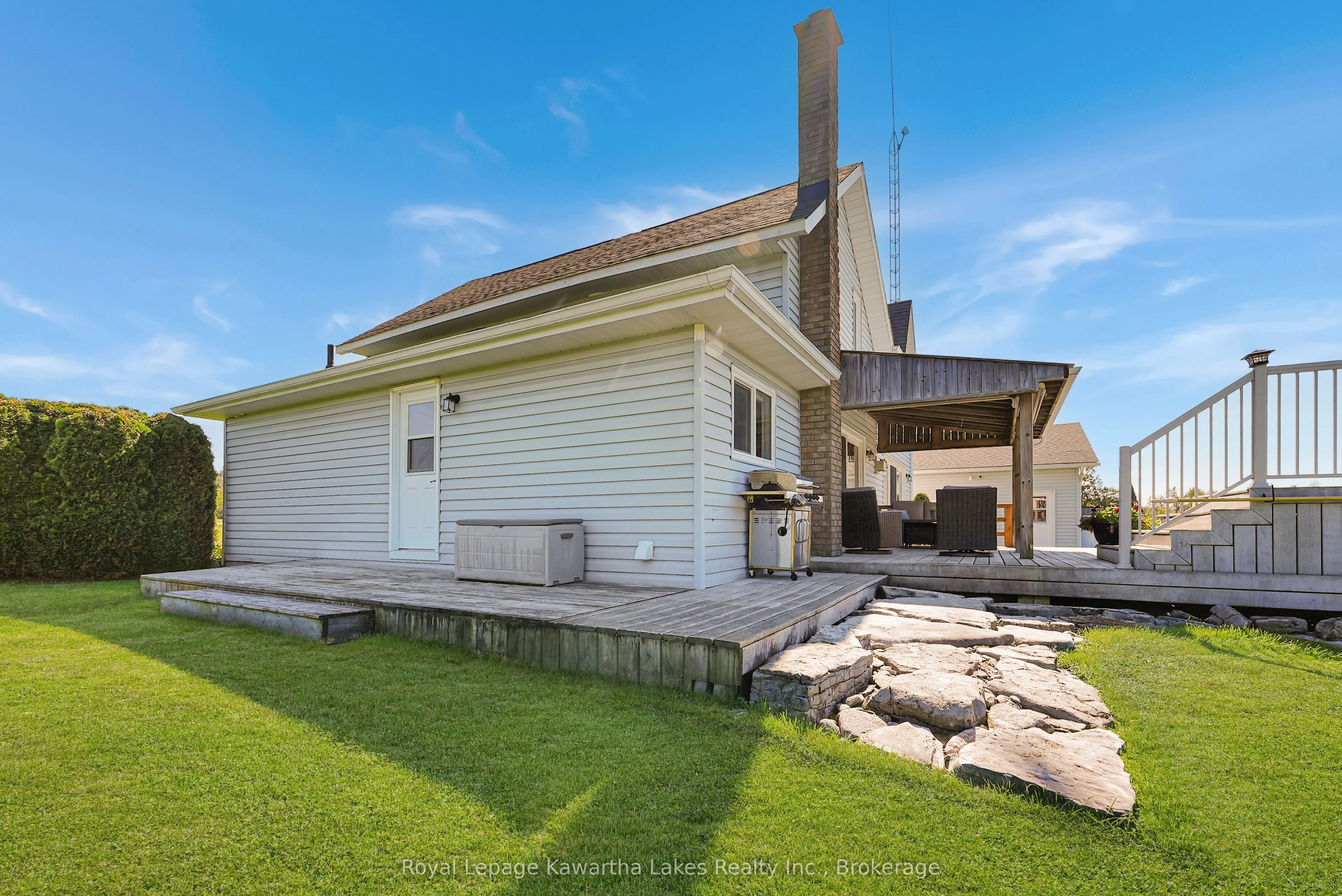 2433 County Rd 121 Road