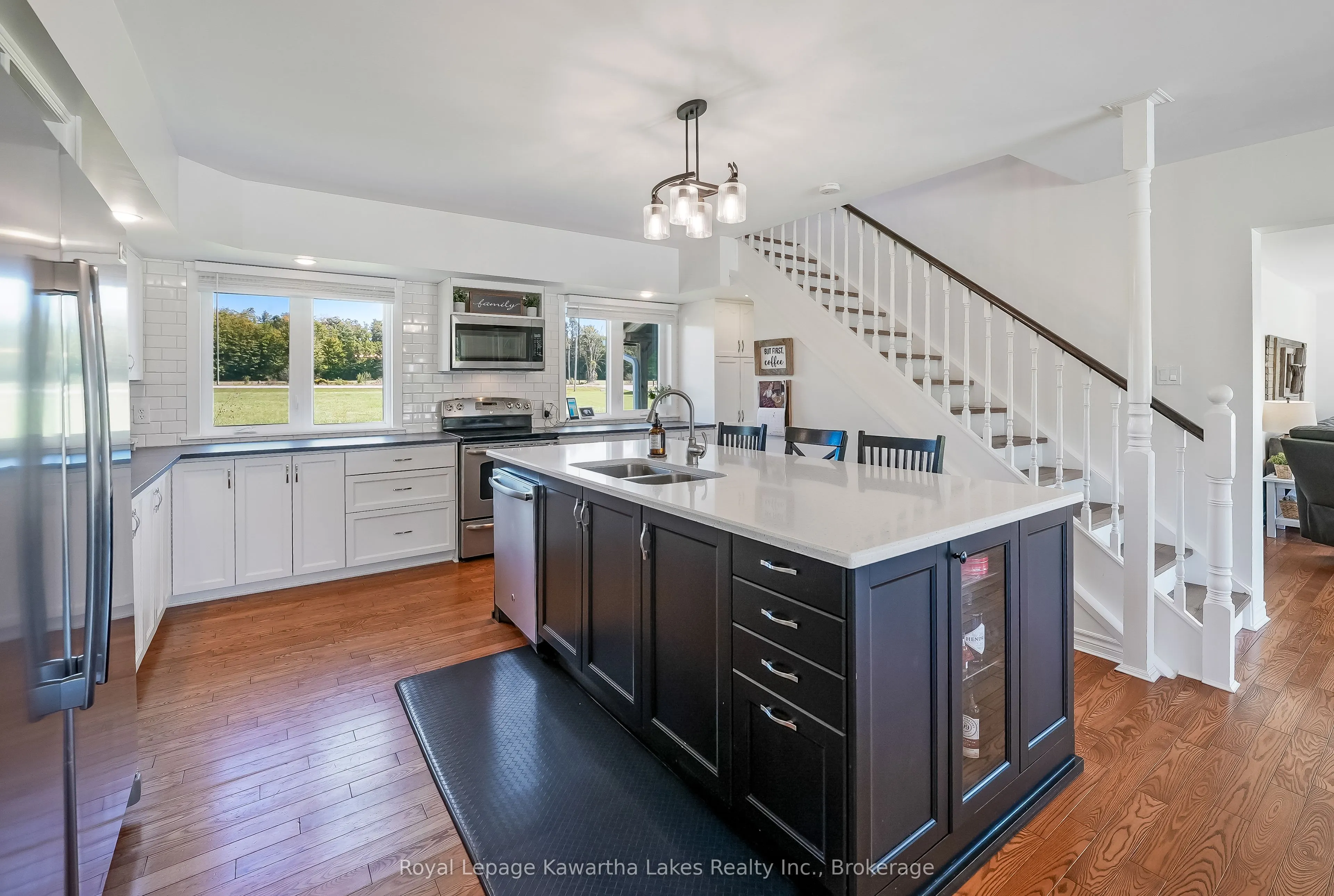 2433 County Rd 121 Road