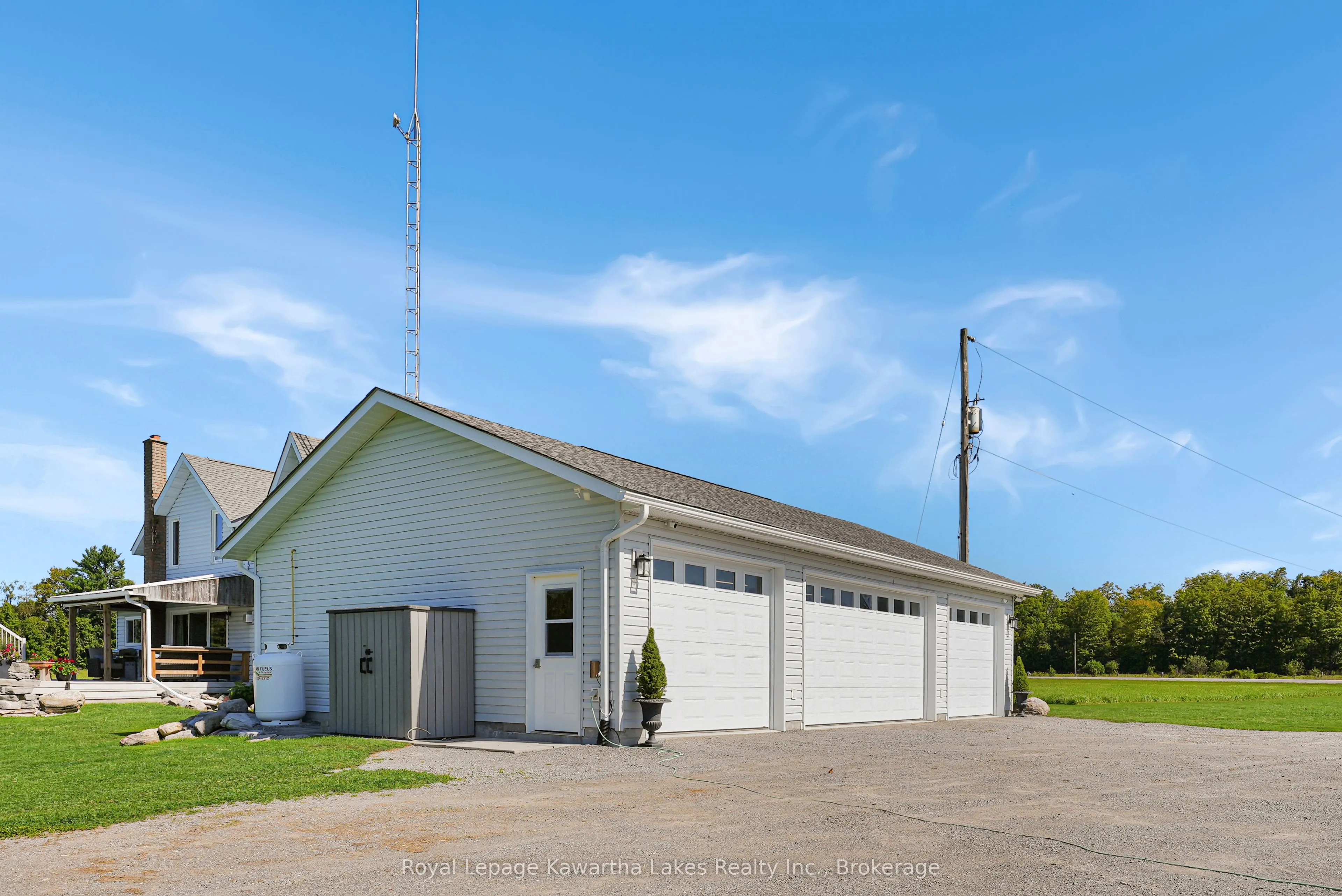 2433 County Rd 121 Road
