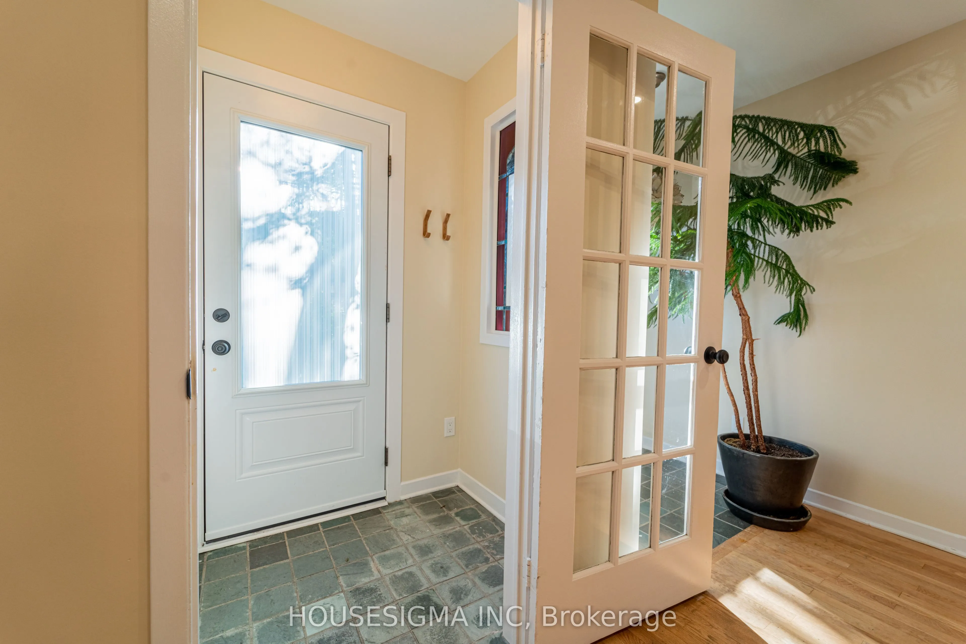 43 Sweetland Avenue