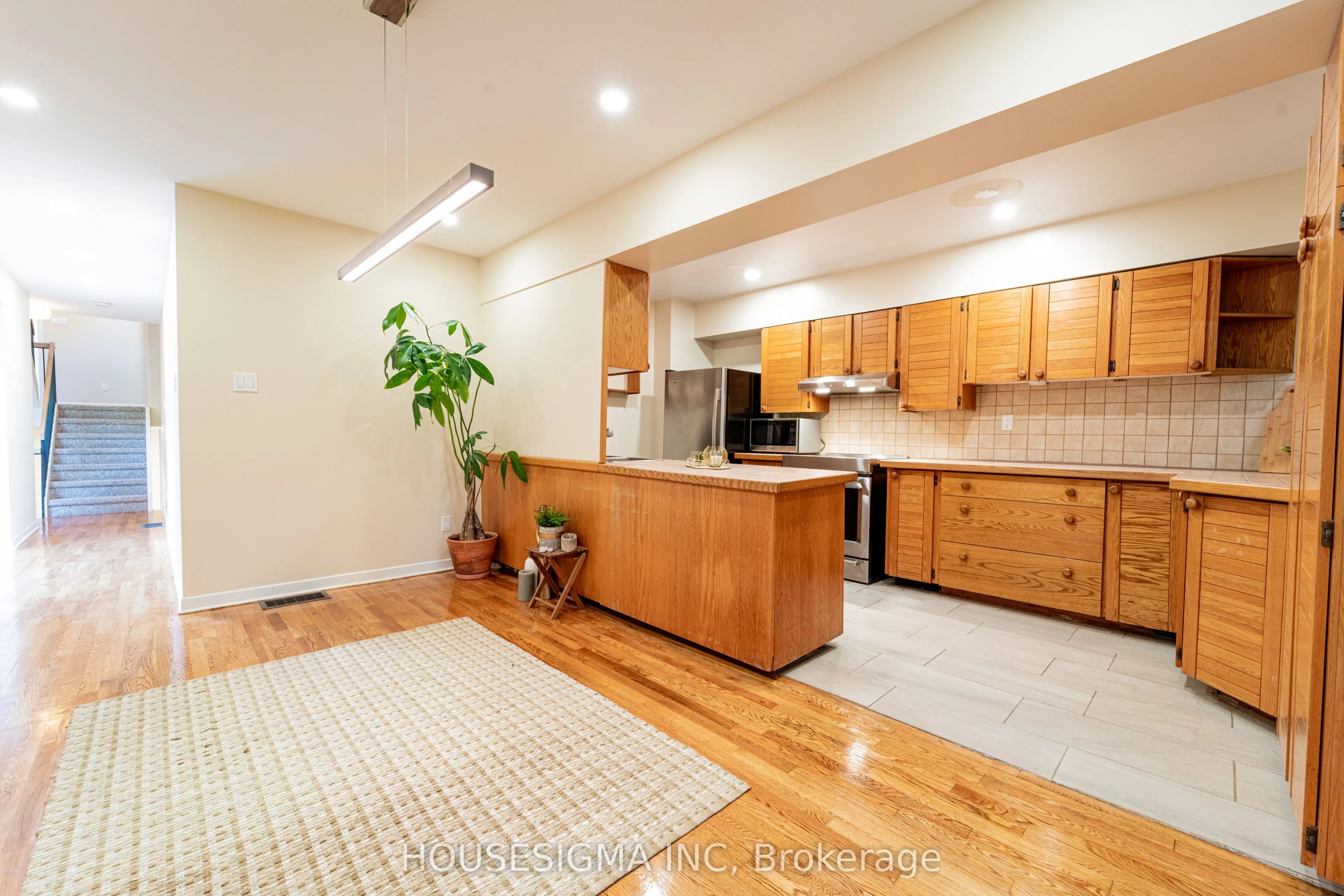 43 Sweetland Avenue