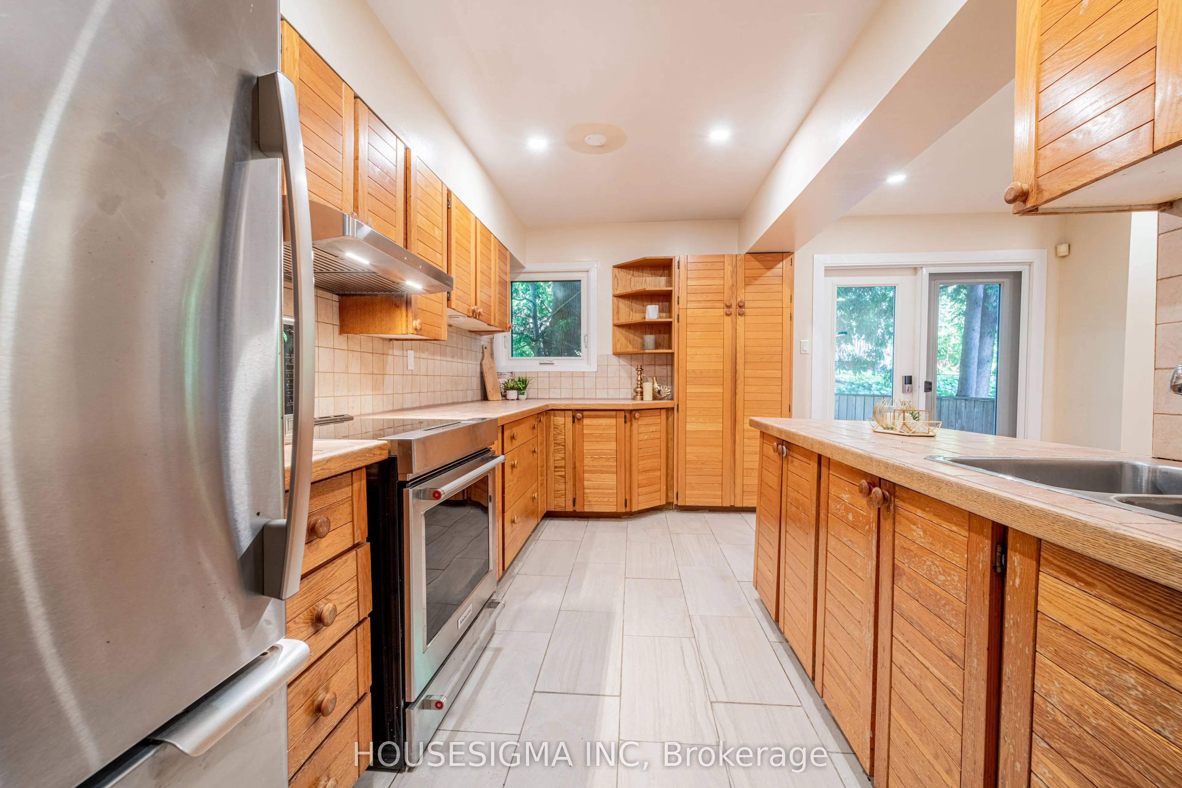 43 Sweetland Avenue