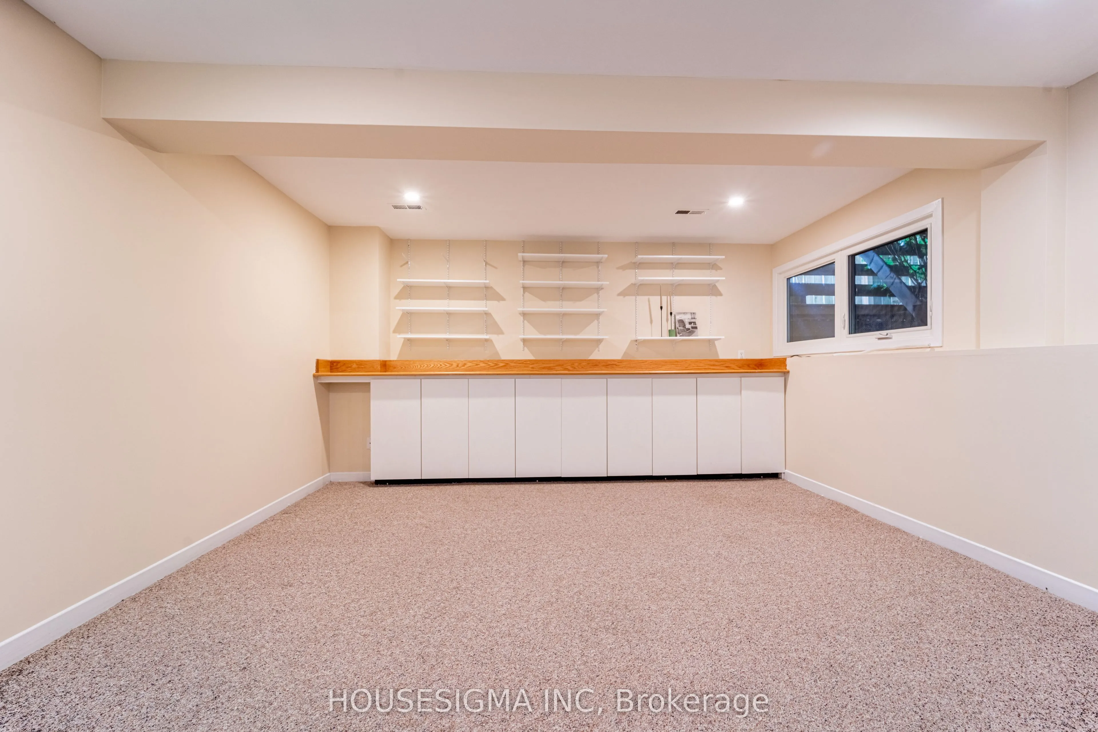 43 Sweetland Avenue