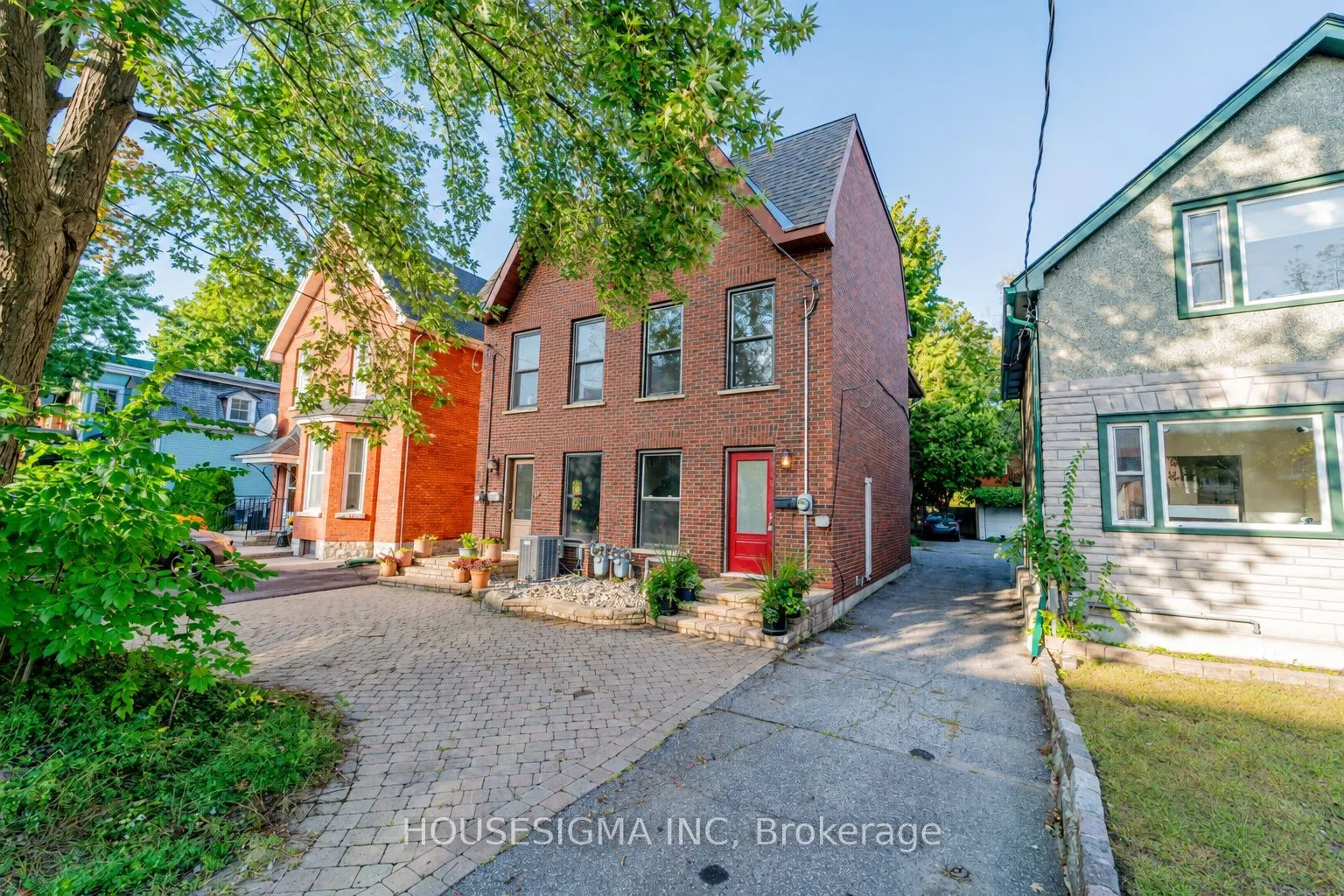 43 Sweetland Avenue