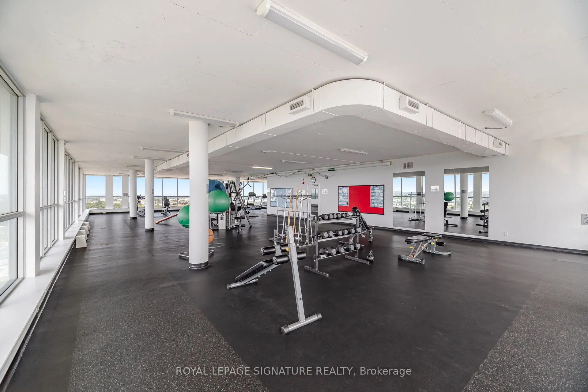 375 King Street N #802