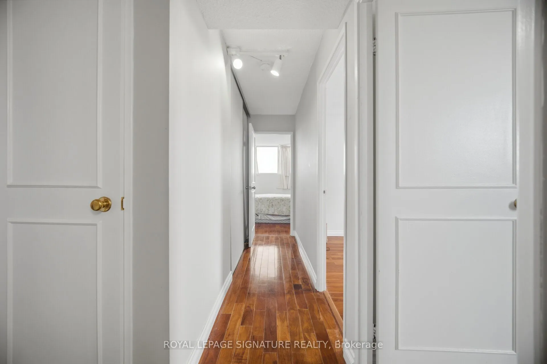 375 King Street N #802