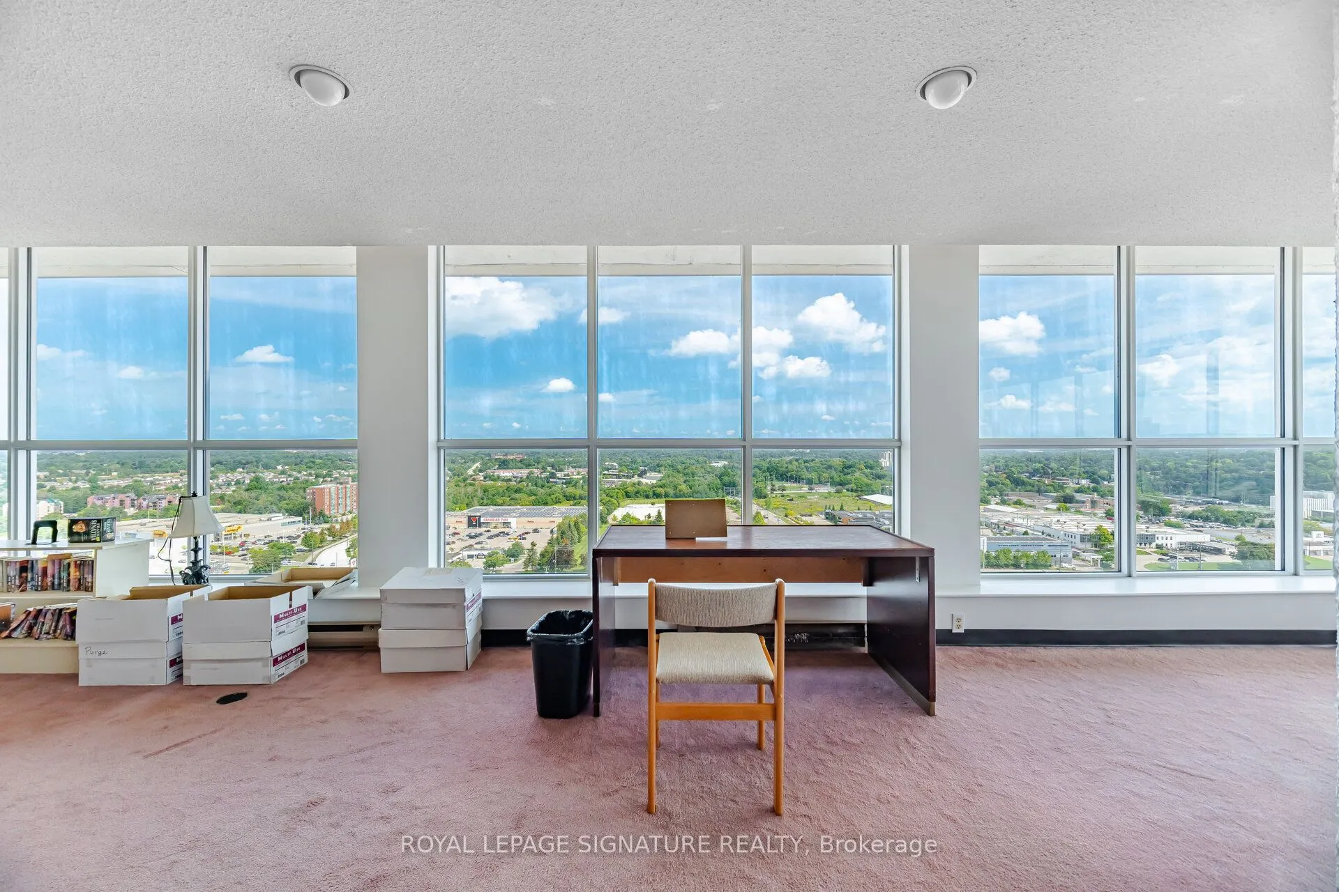 375 King Street N #802