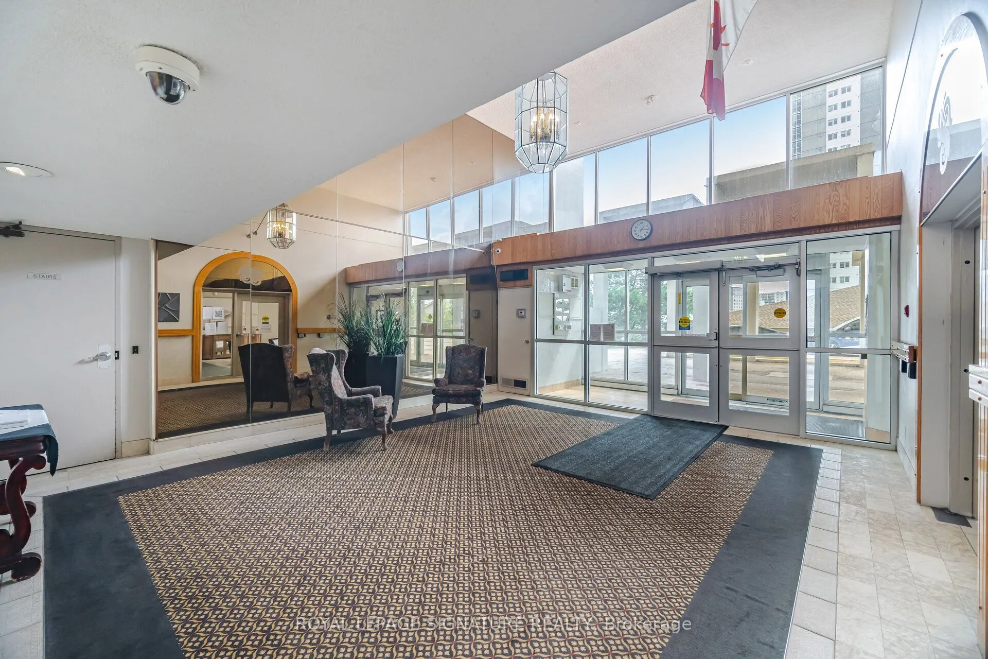 375 King Street N #802