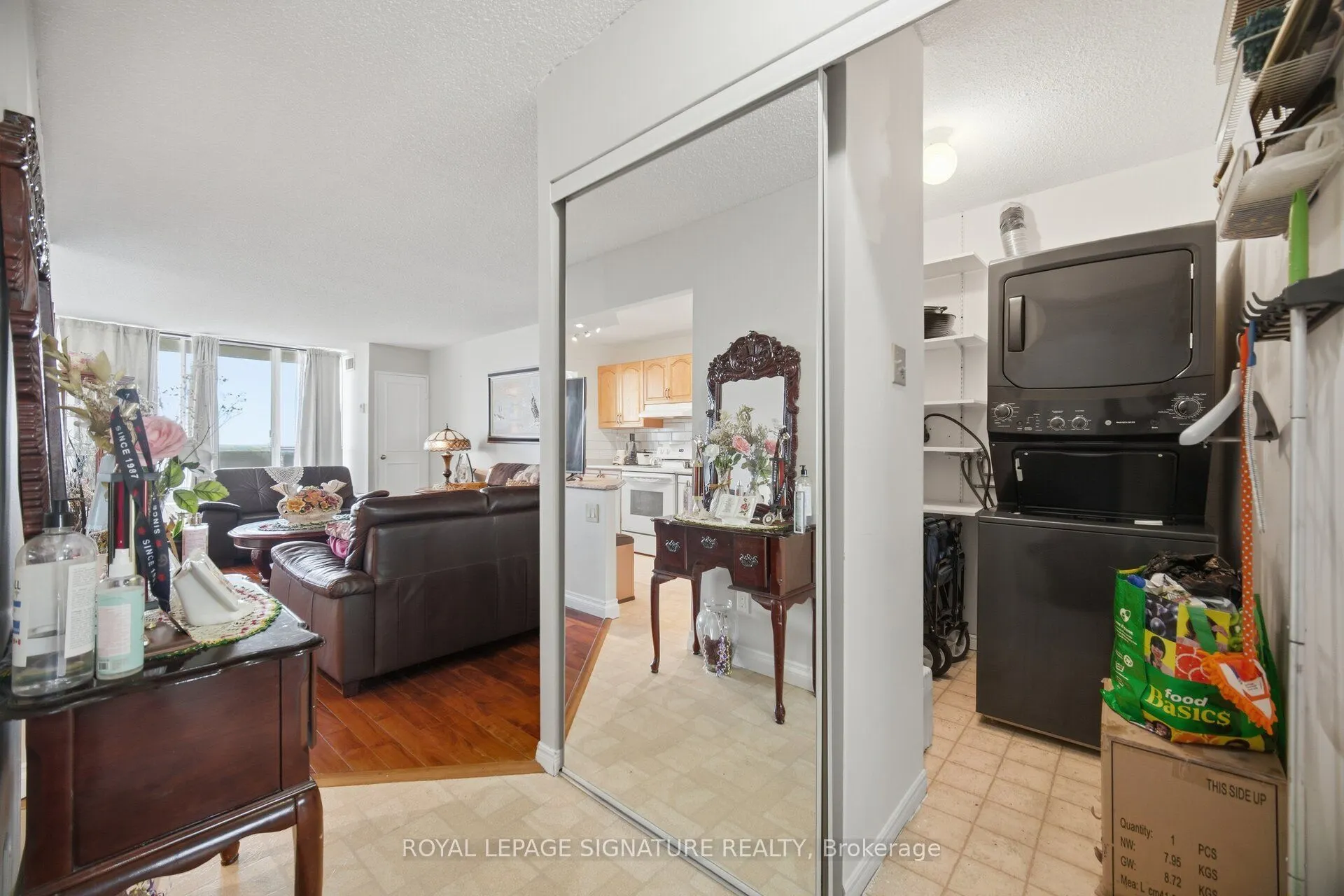 375 King Street N #802