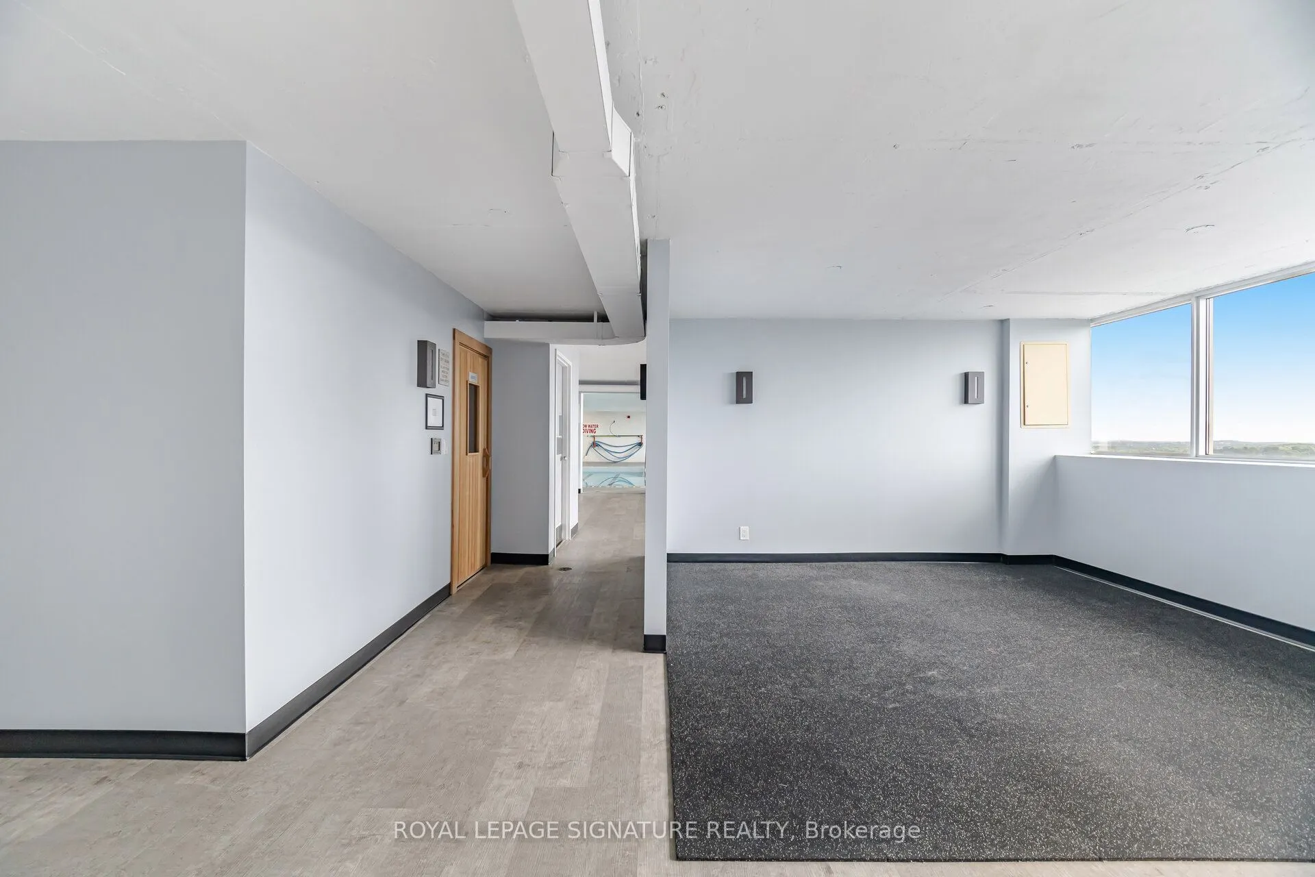 375 King Street N #802