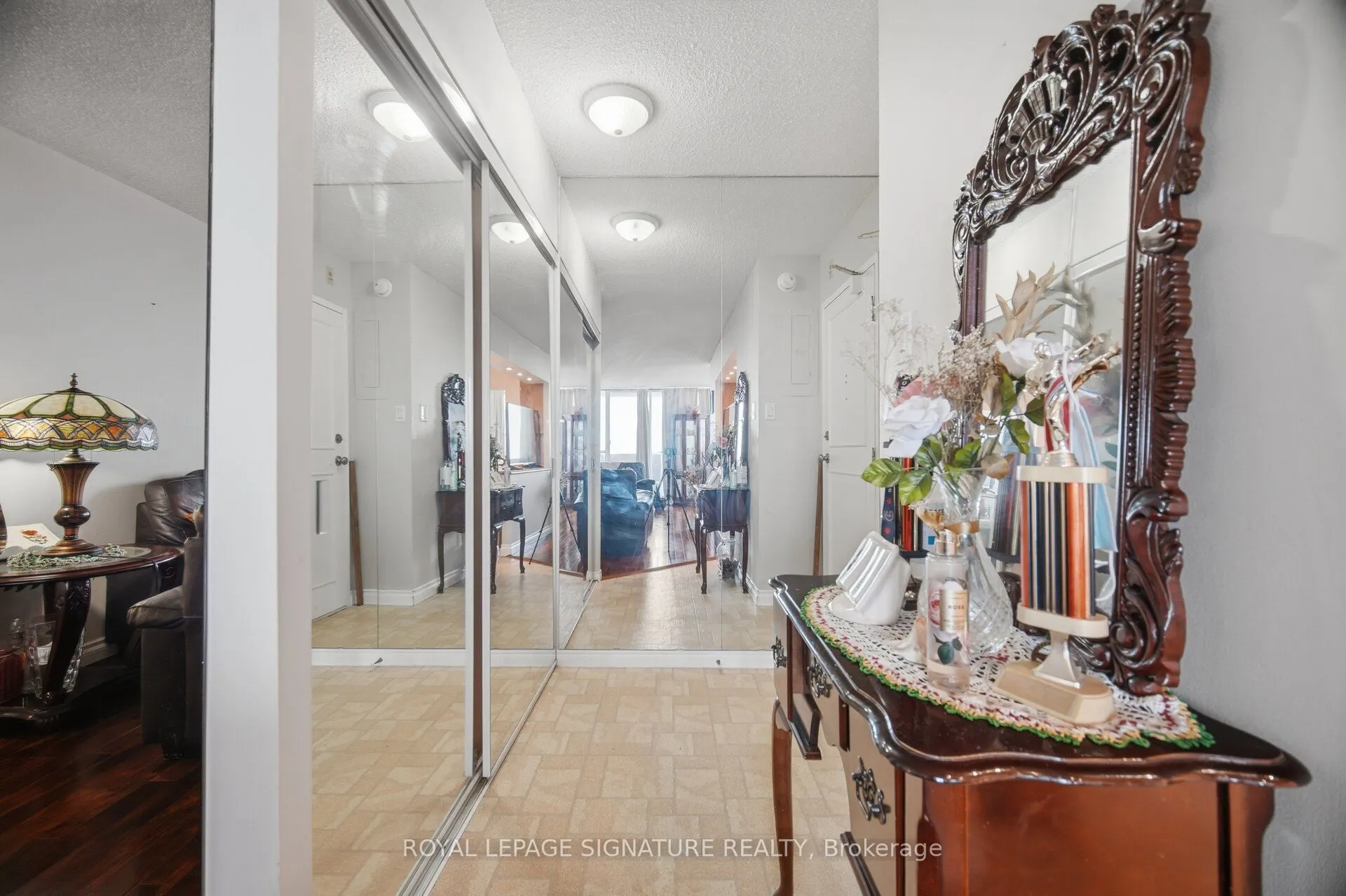 375 King Street N #802