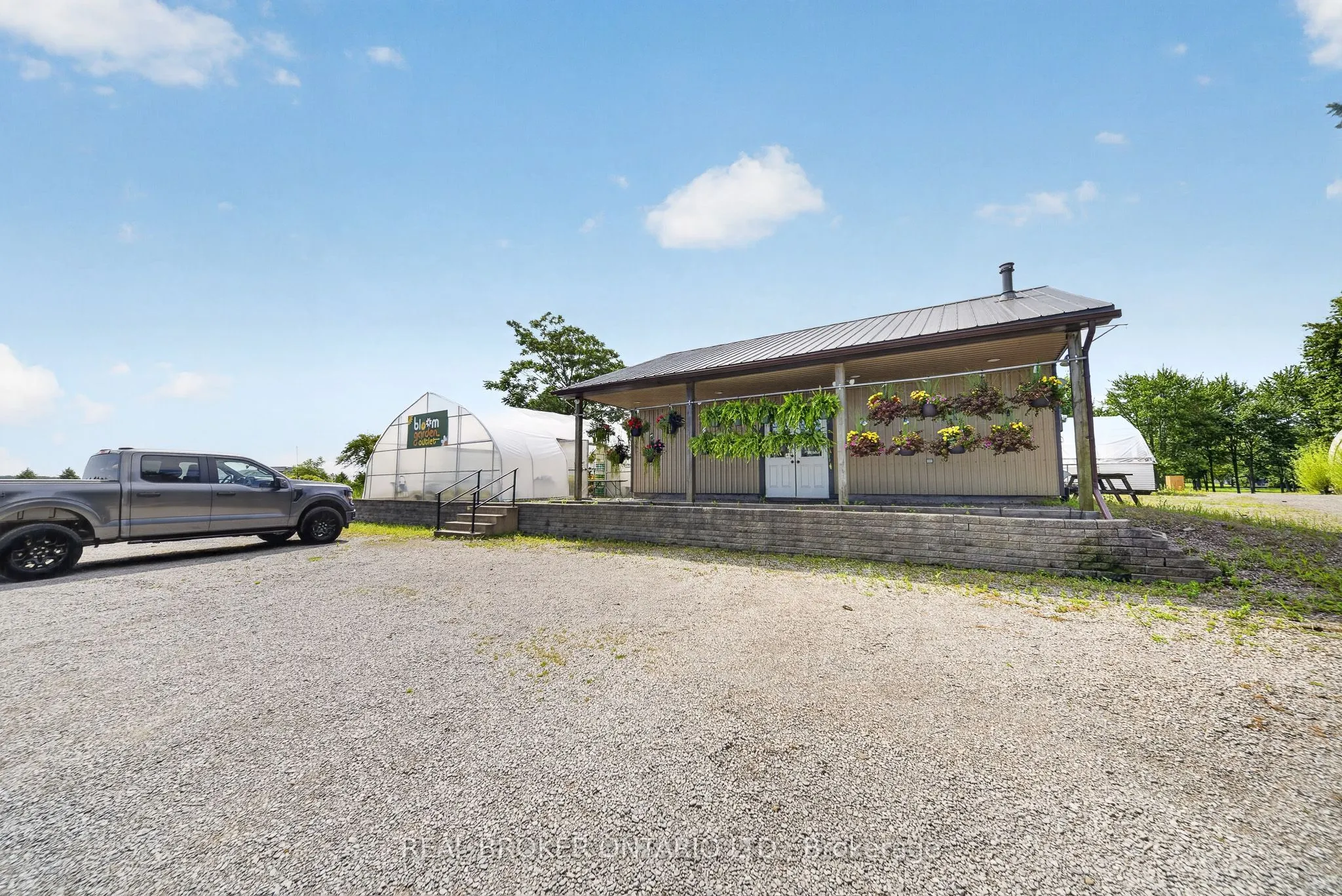 230 Hwy 20 E