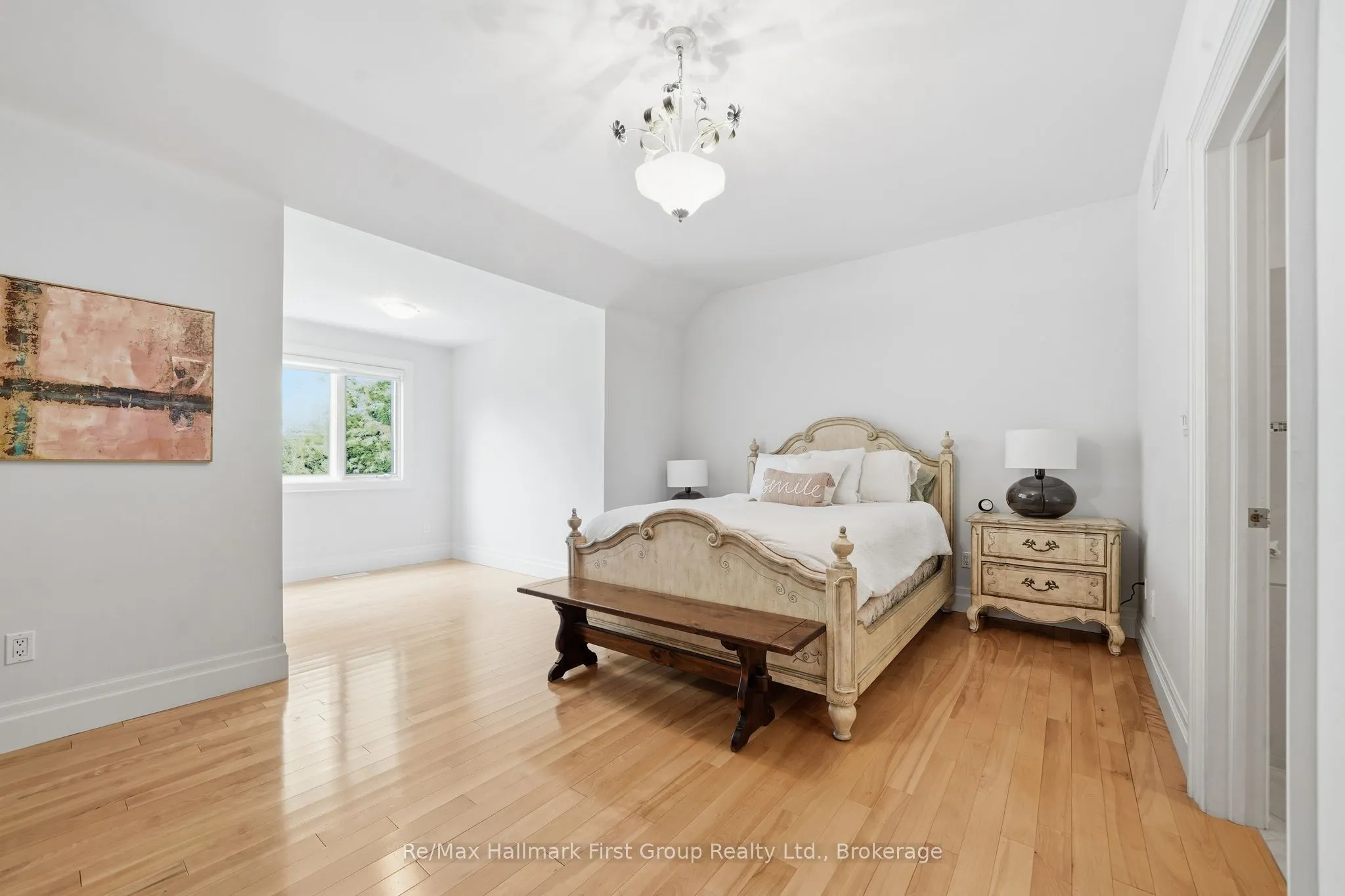 3121 Theatre Road N