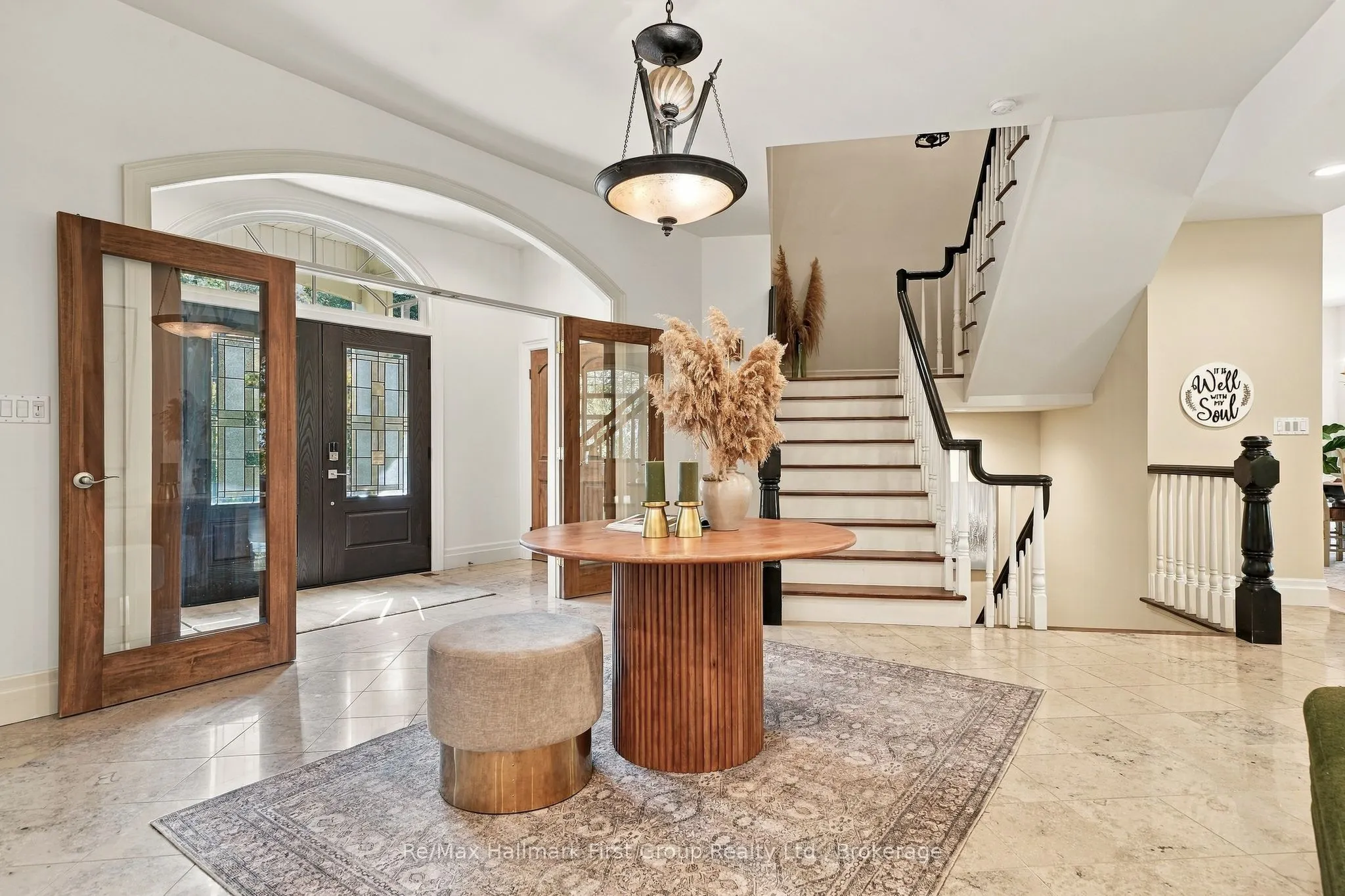 3121 Theatre Road N