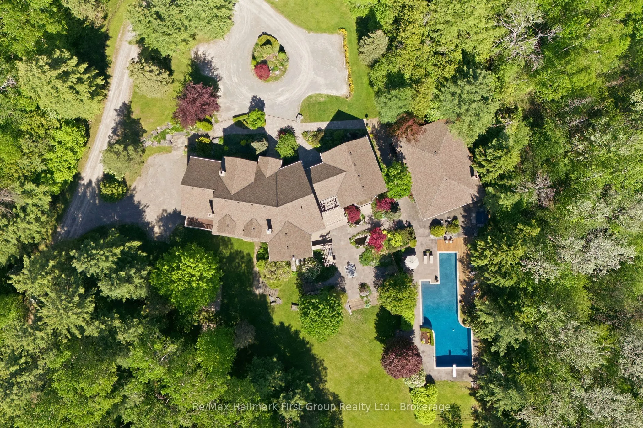3121 Theatre Road N