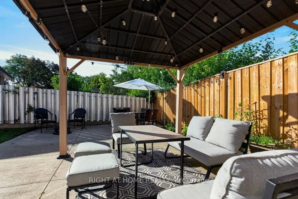 168 Berkindale Drive