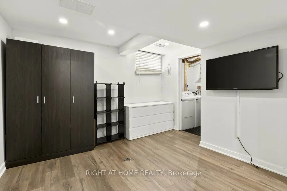 168 Berkindale Drive
