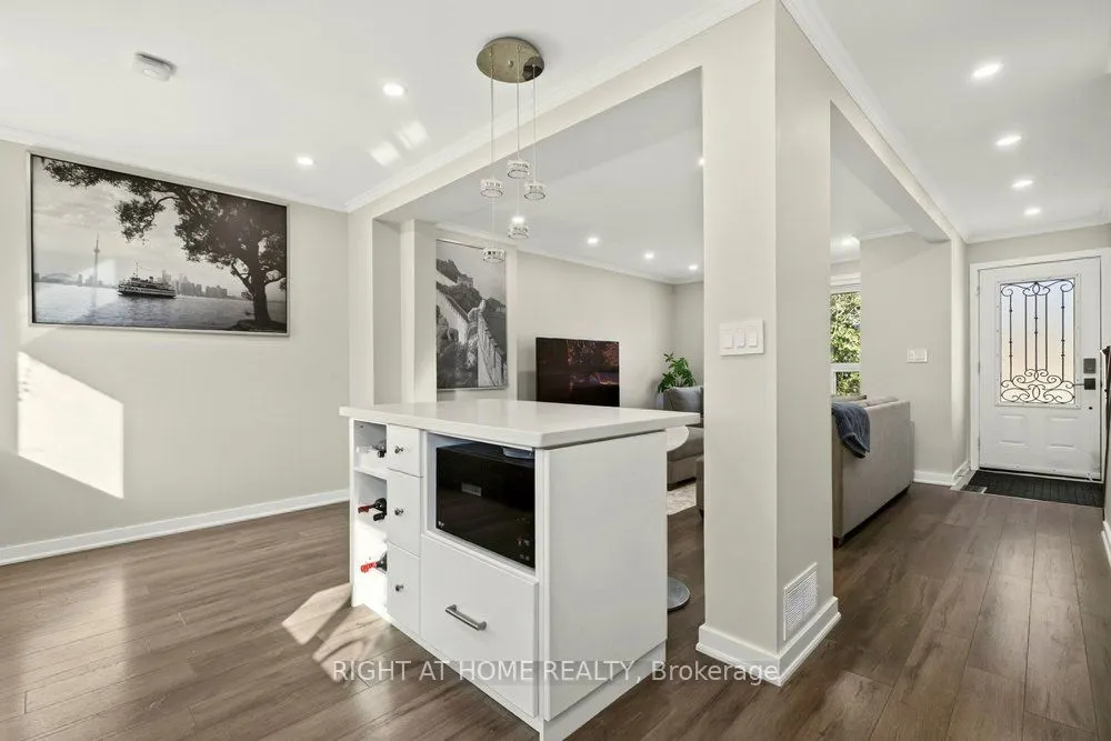 168 Berkindale Drive