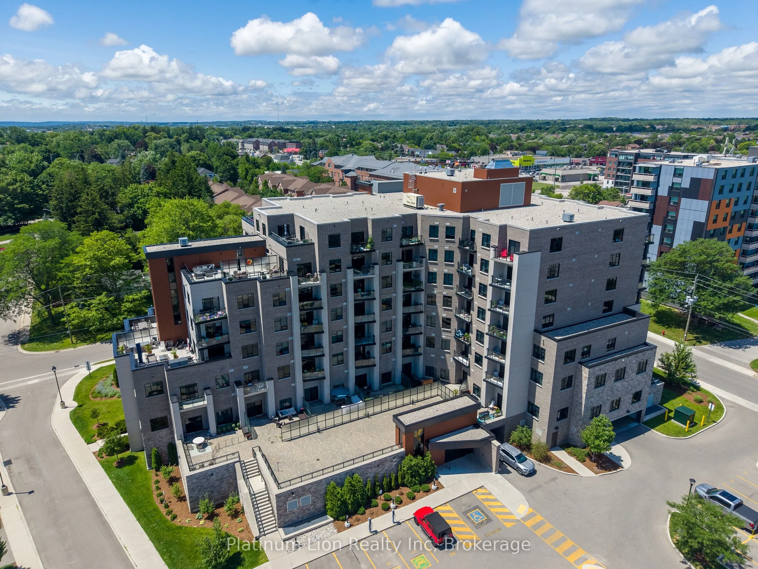 30 Hamilton Street S #201