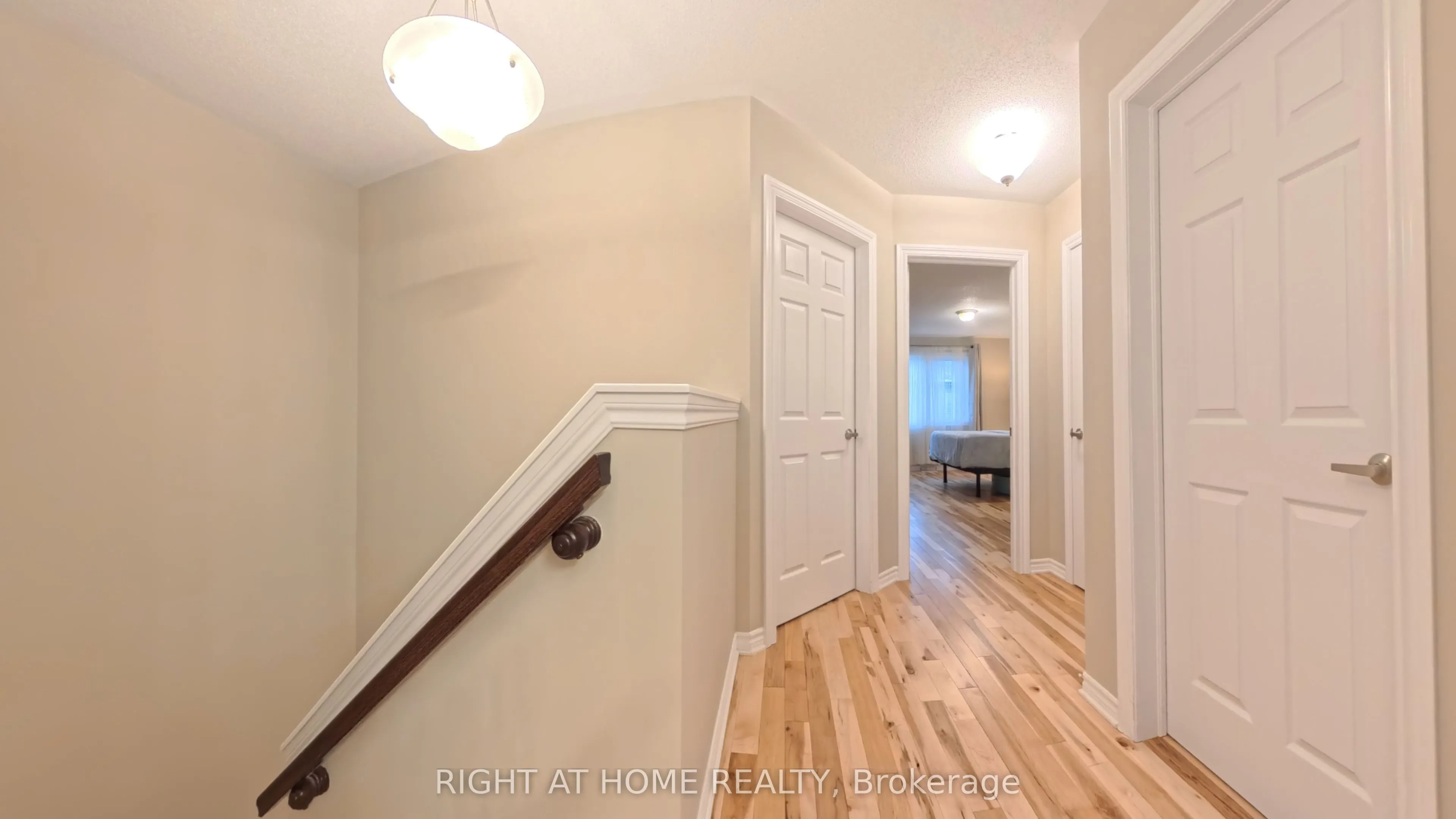 566 Dundonald Drive