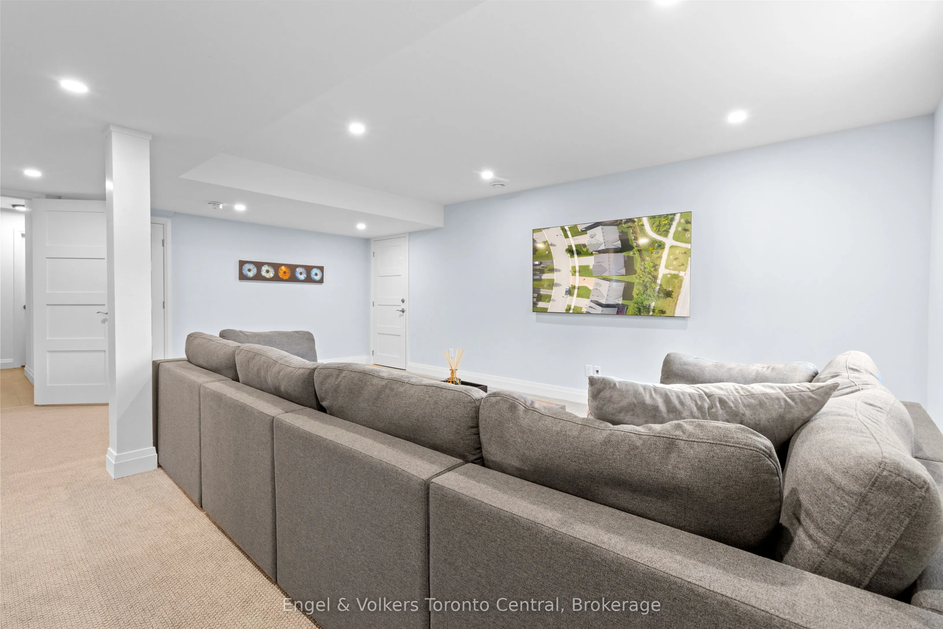 360 YELLOW BIRCH Crescent