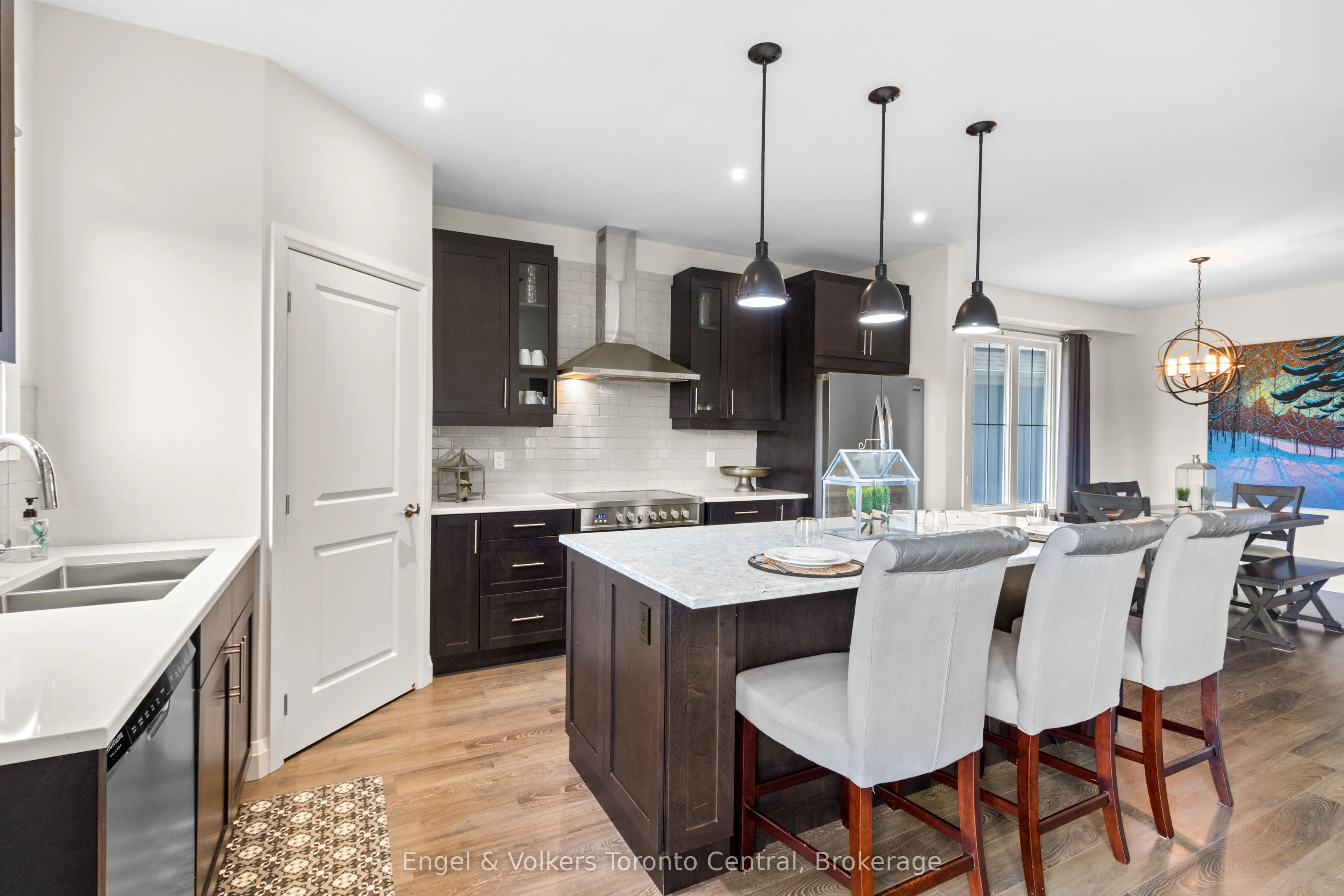 360 YELLOW BIRCH Crescent