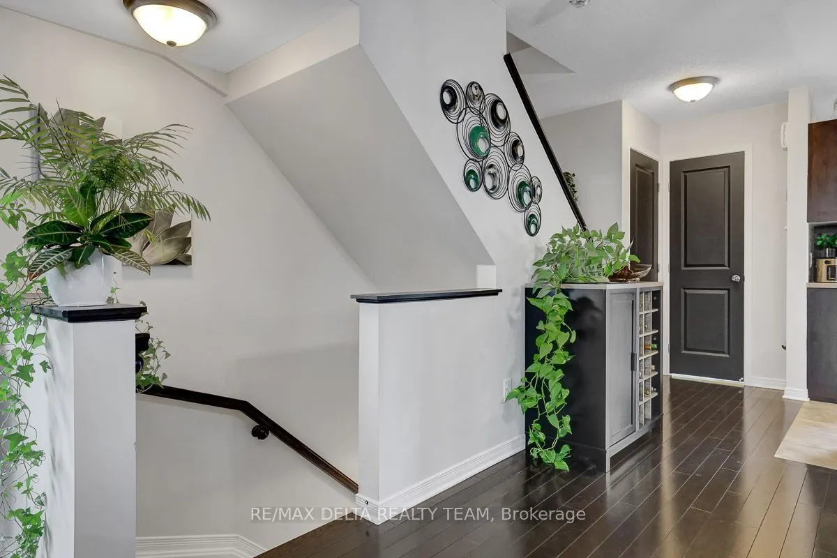 275 Eric Czapnik Way