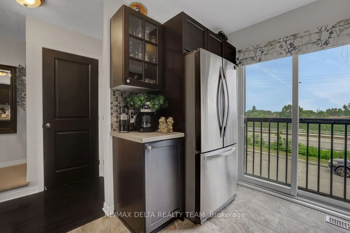 275 Eric Czapnik Way