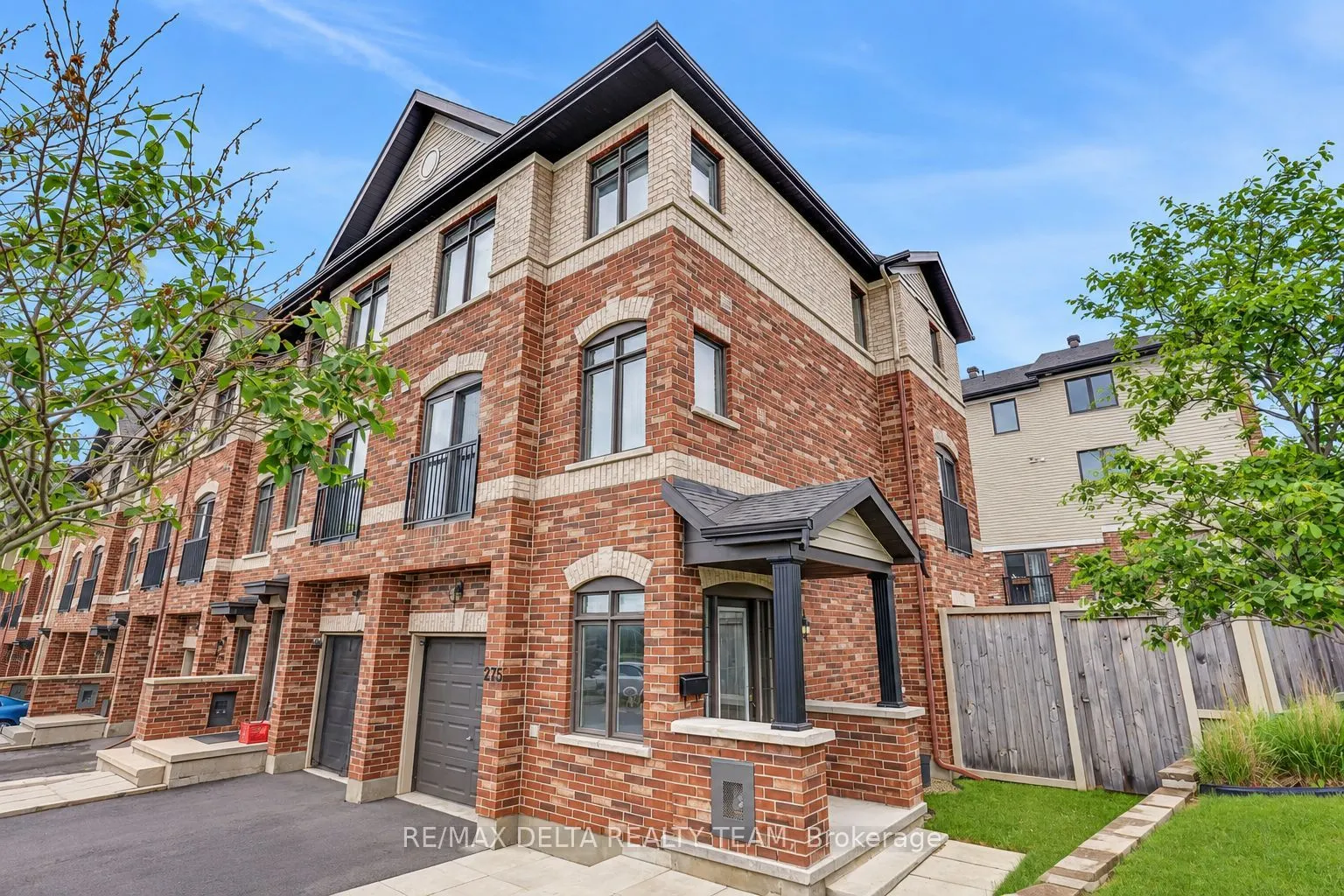 275 Eric Czapnik Way