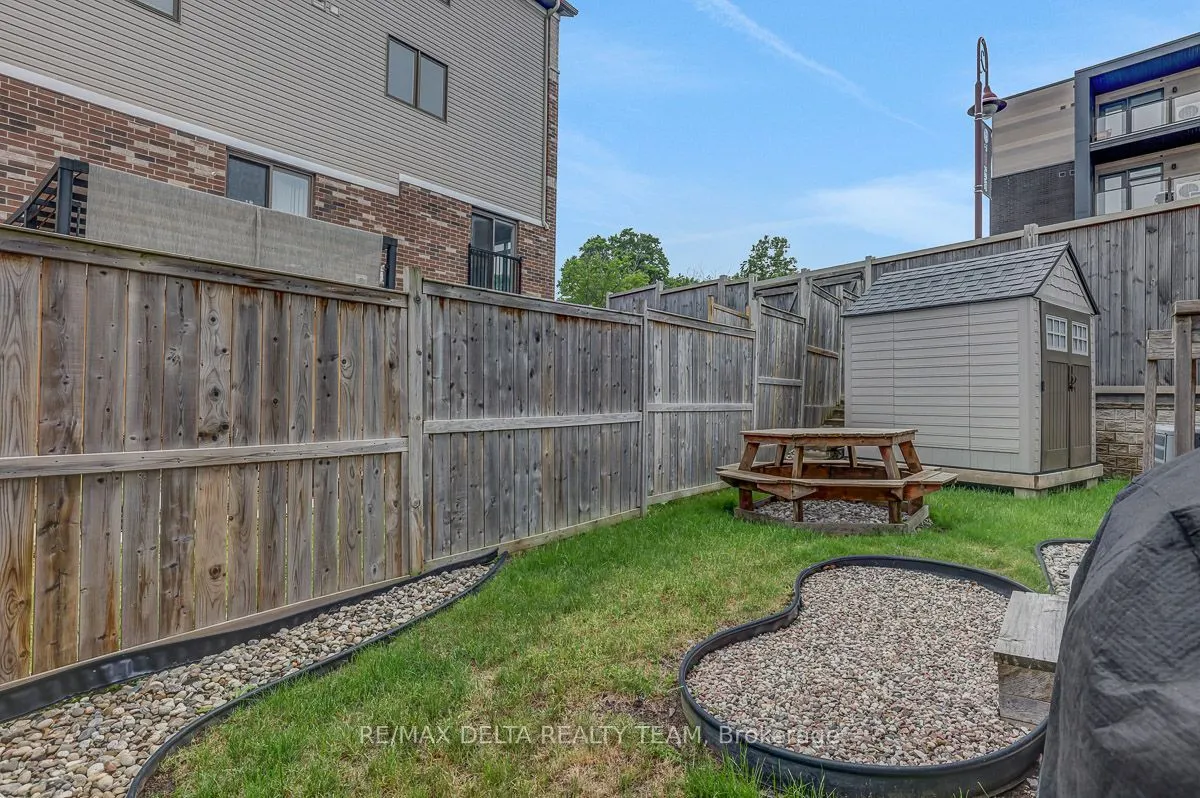 275 Eric Czapnik Way