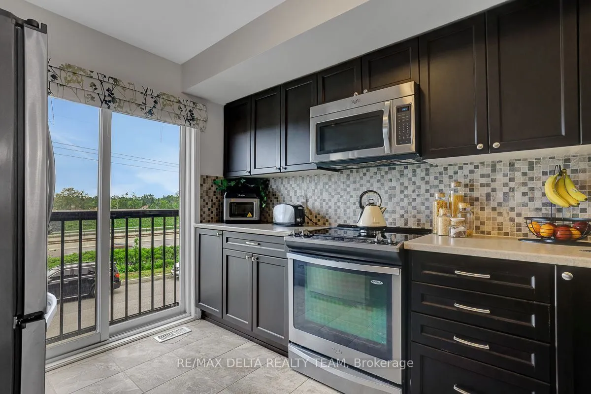 275 Eric Czapnik Way